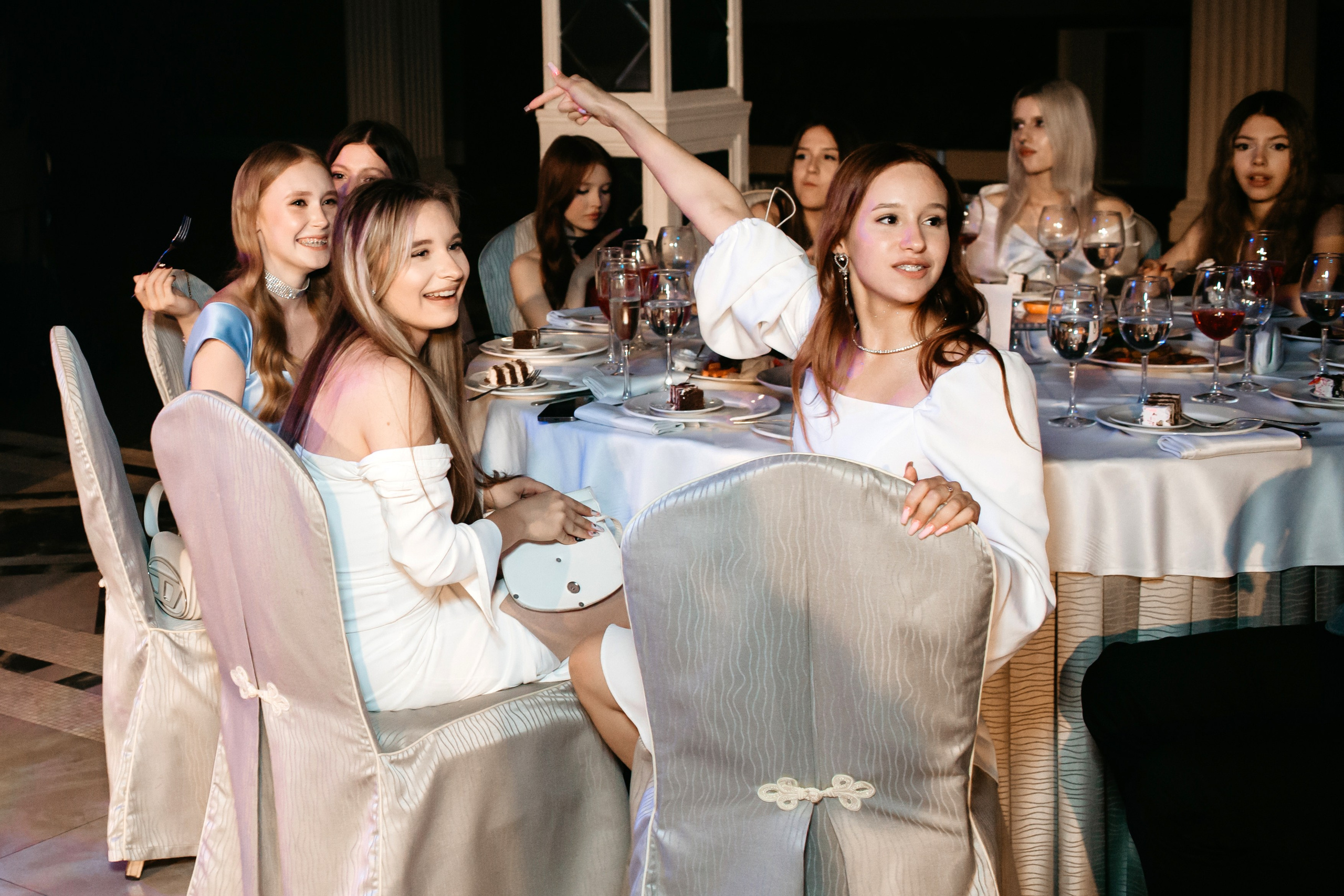 Выпускной 2025 (9класс) 124 школа. Фотограф в Челябинске Ополихина Анна