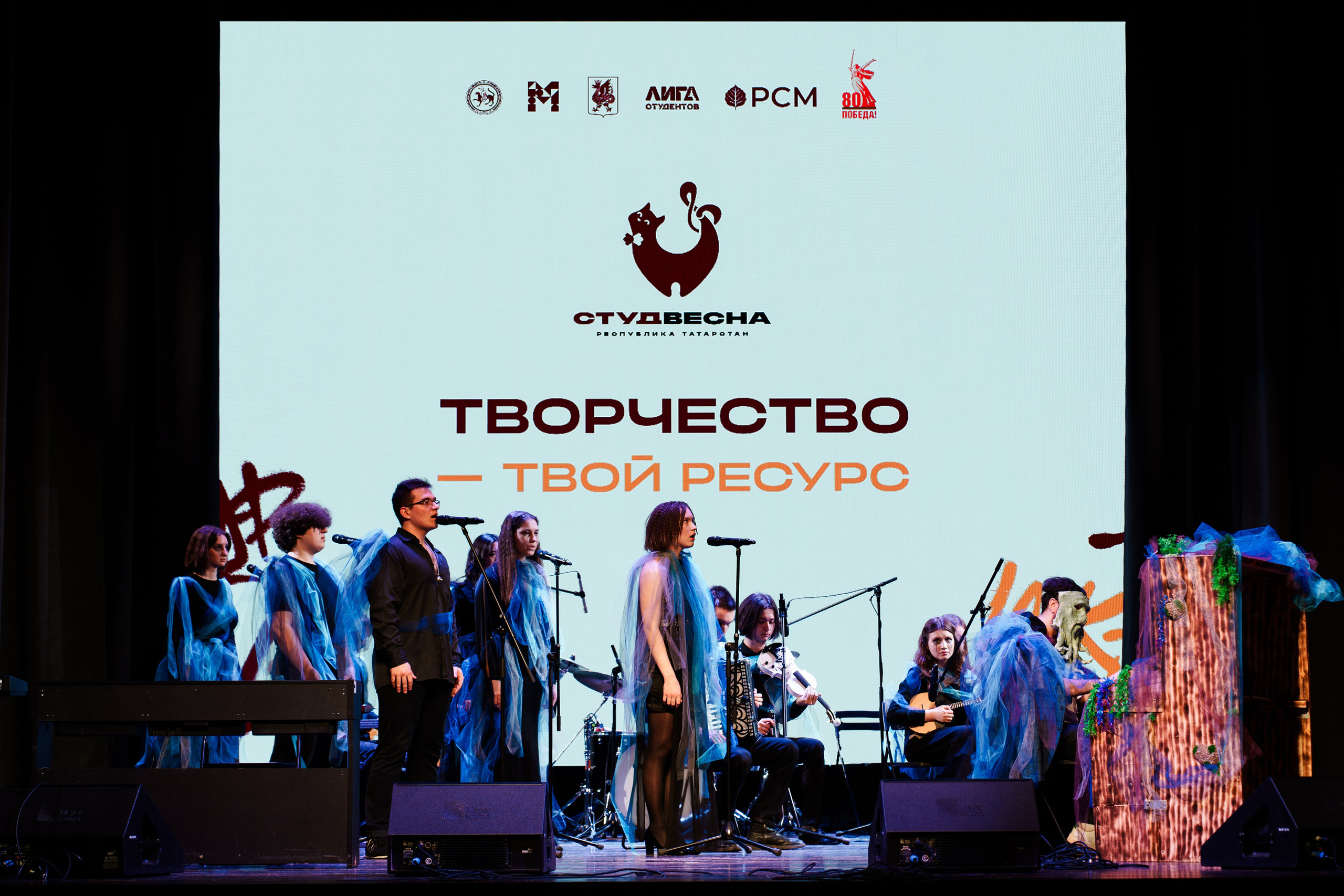 «Первые шаги — всегда самые трудные». Reportage, wedding and portrait photographer in Kazan | Rinat Minikhanov