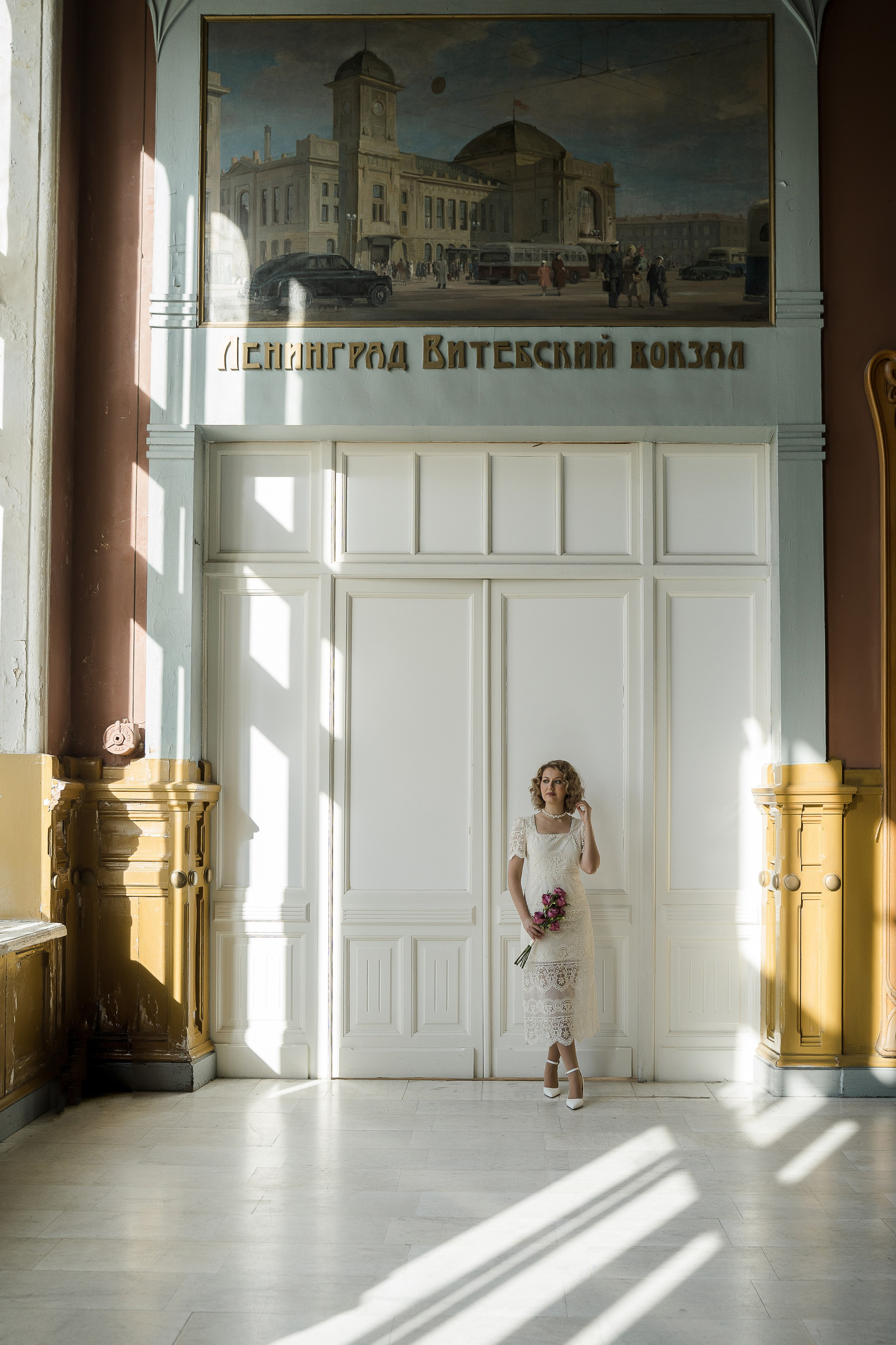 Свадебная фотосессия на Витебском вокзале. Свадебный и семейный фотограф в Пушкине и Санкт-Петербурге Мария Филиппова