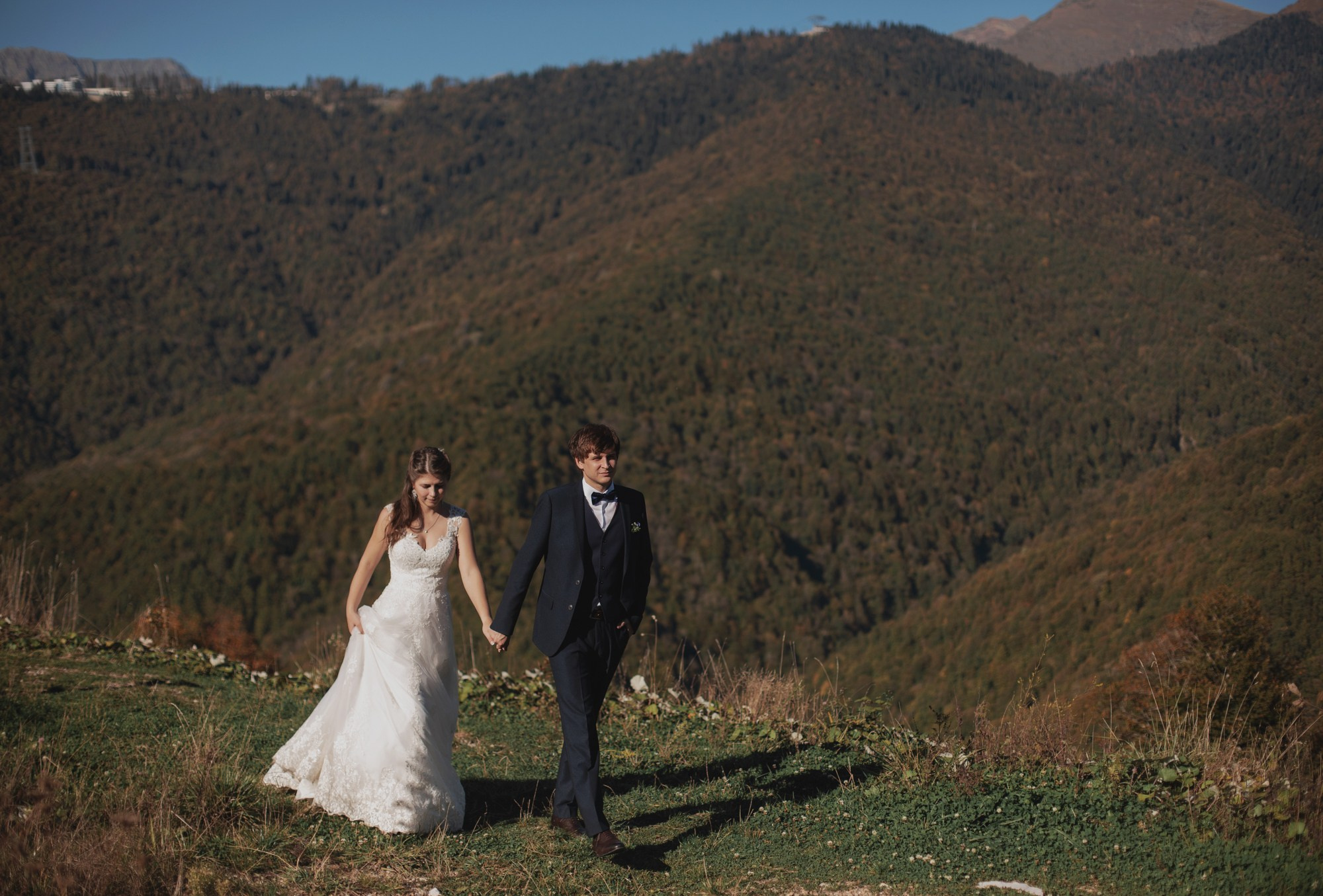 Свадебная прогулка Владимира и Ольги. Красная Поляна. Репортажный и постановочный Наталья Санникова