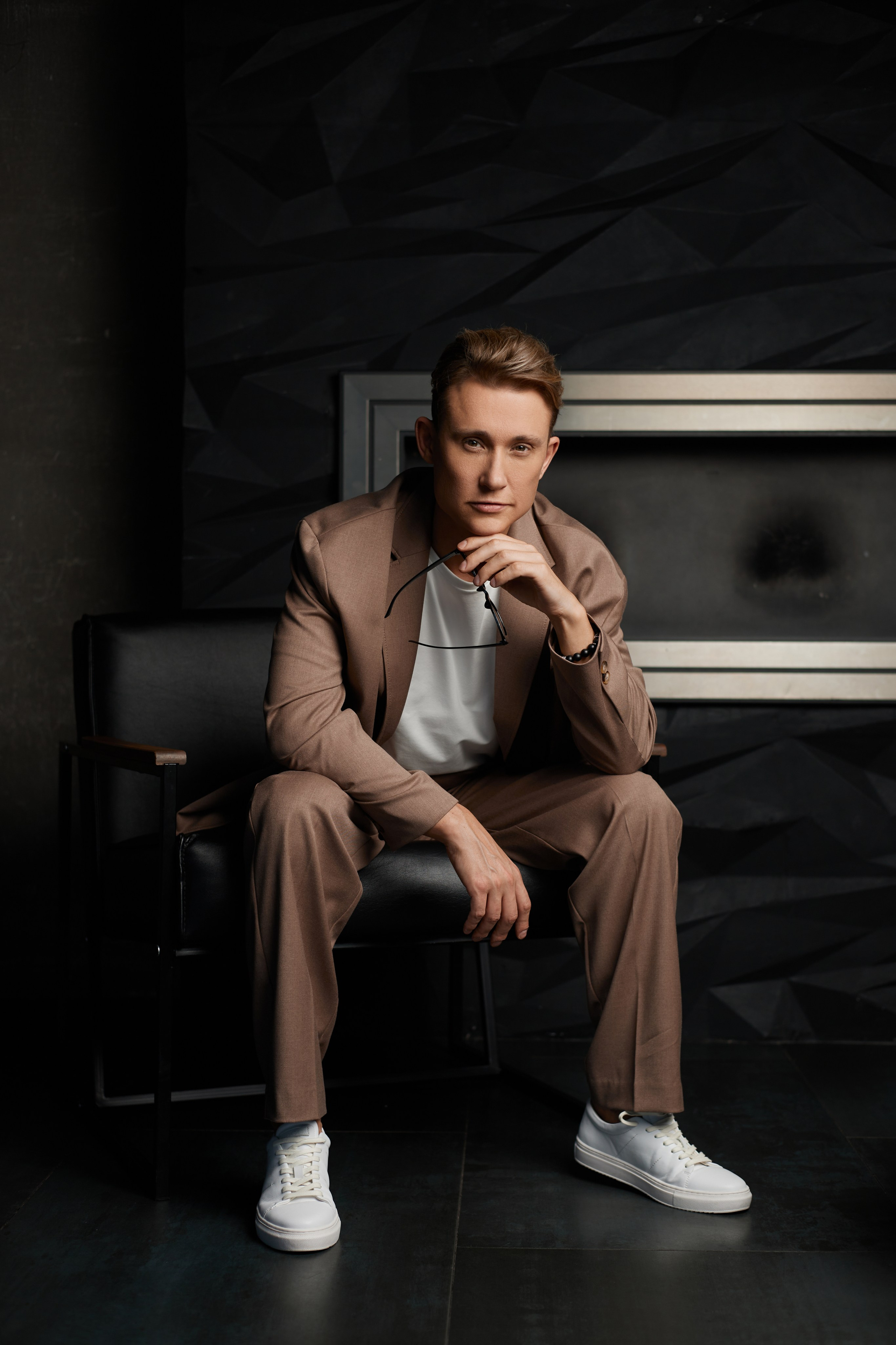 Мужчины. Фотограф Эдуард Суровый