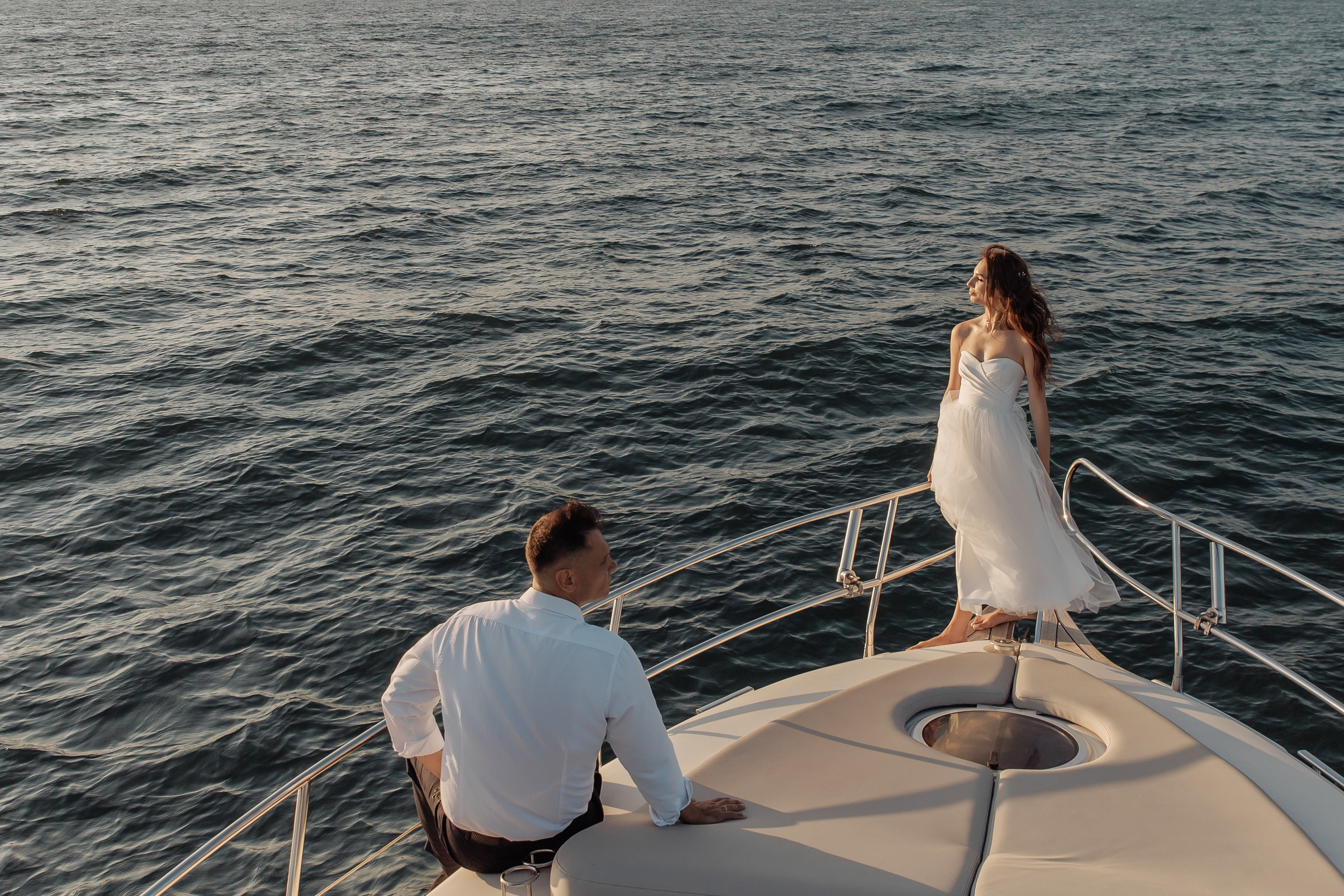 Роскошная фотосессия в Сочи на яхте. Свадебный фотограф в Абхазии, Сухум, Гагра, Сочи