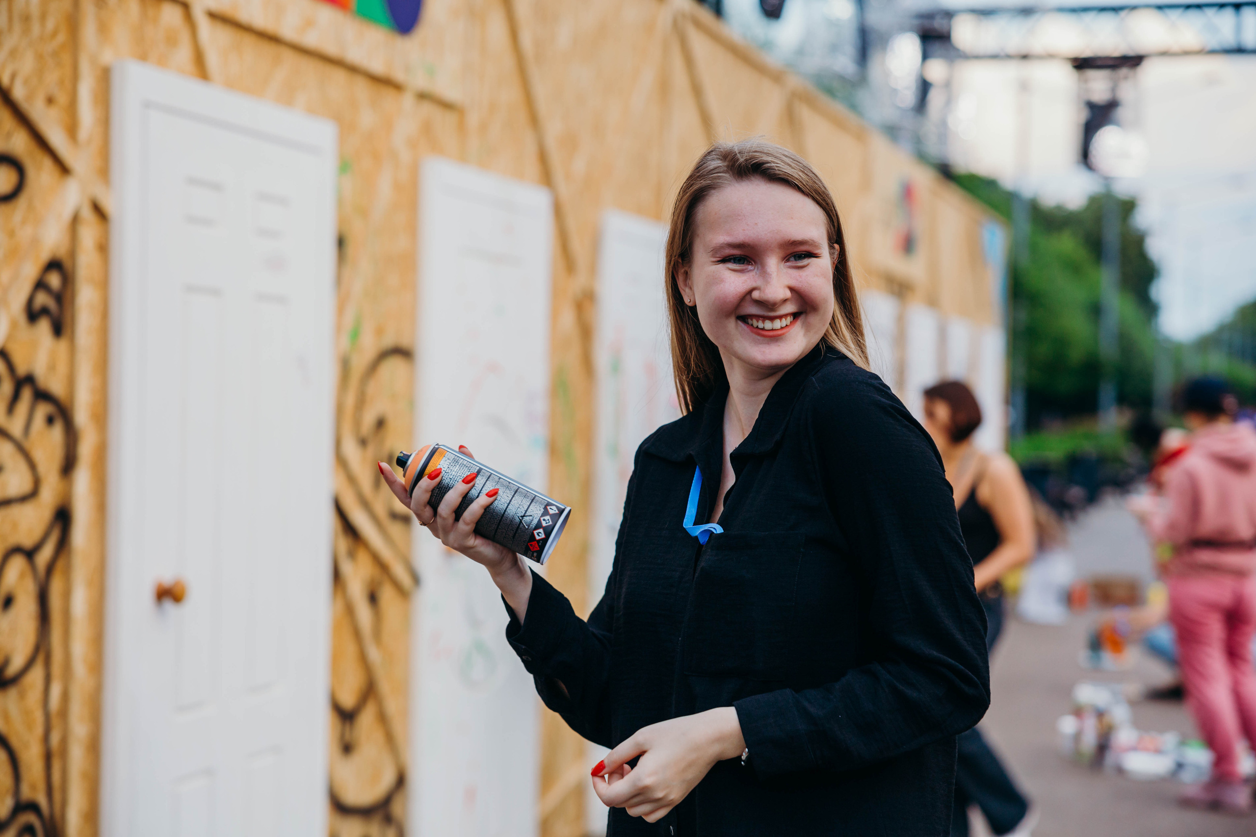 Выпускной в парке Горького Июль 2023. Фотограф Петрова Мария