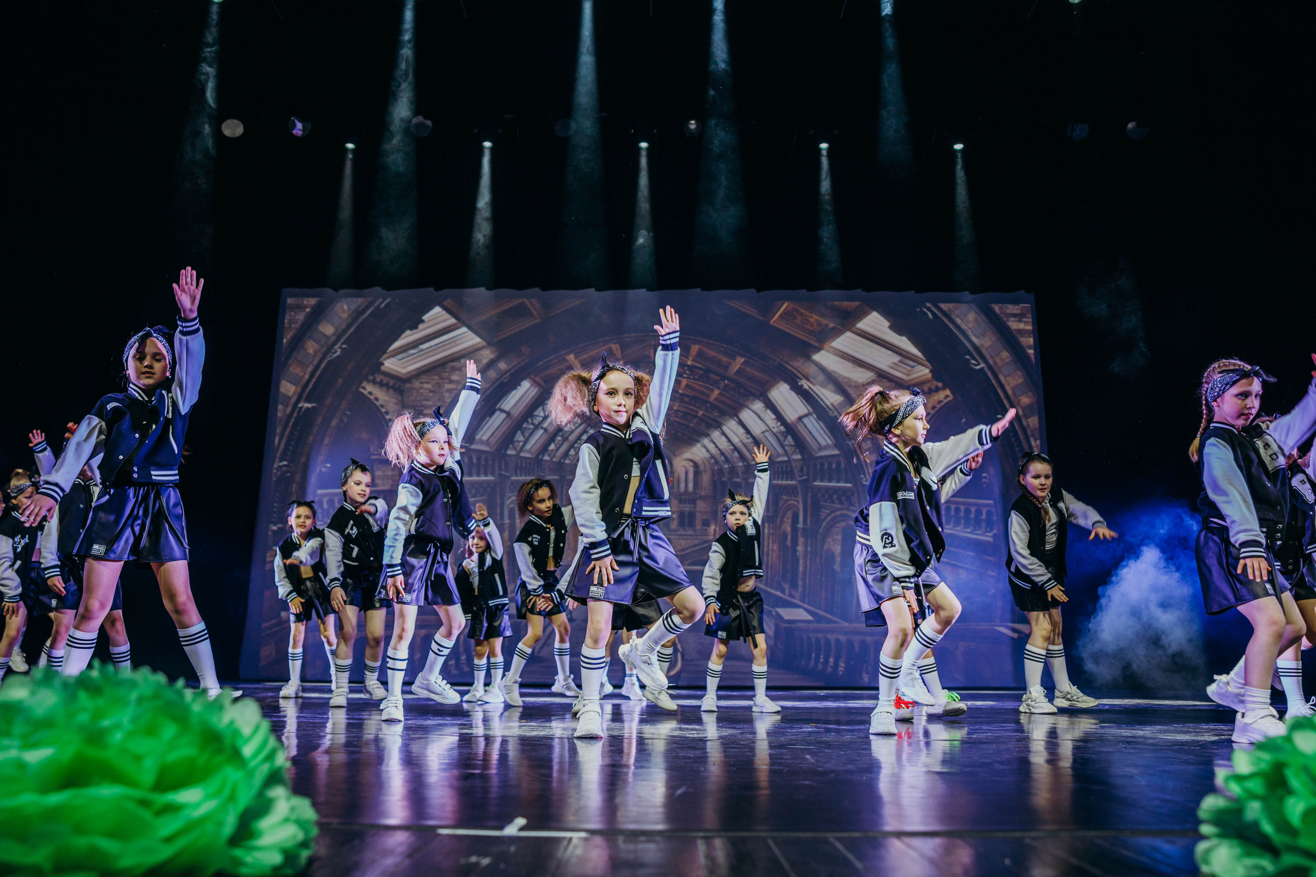 Шоу Июнь 2023. Фотограф Петрова Мария