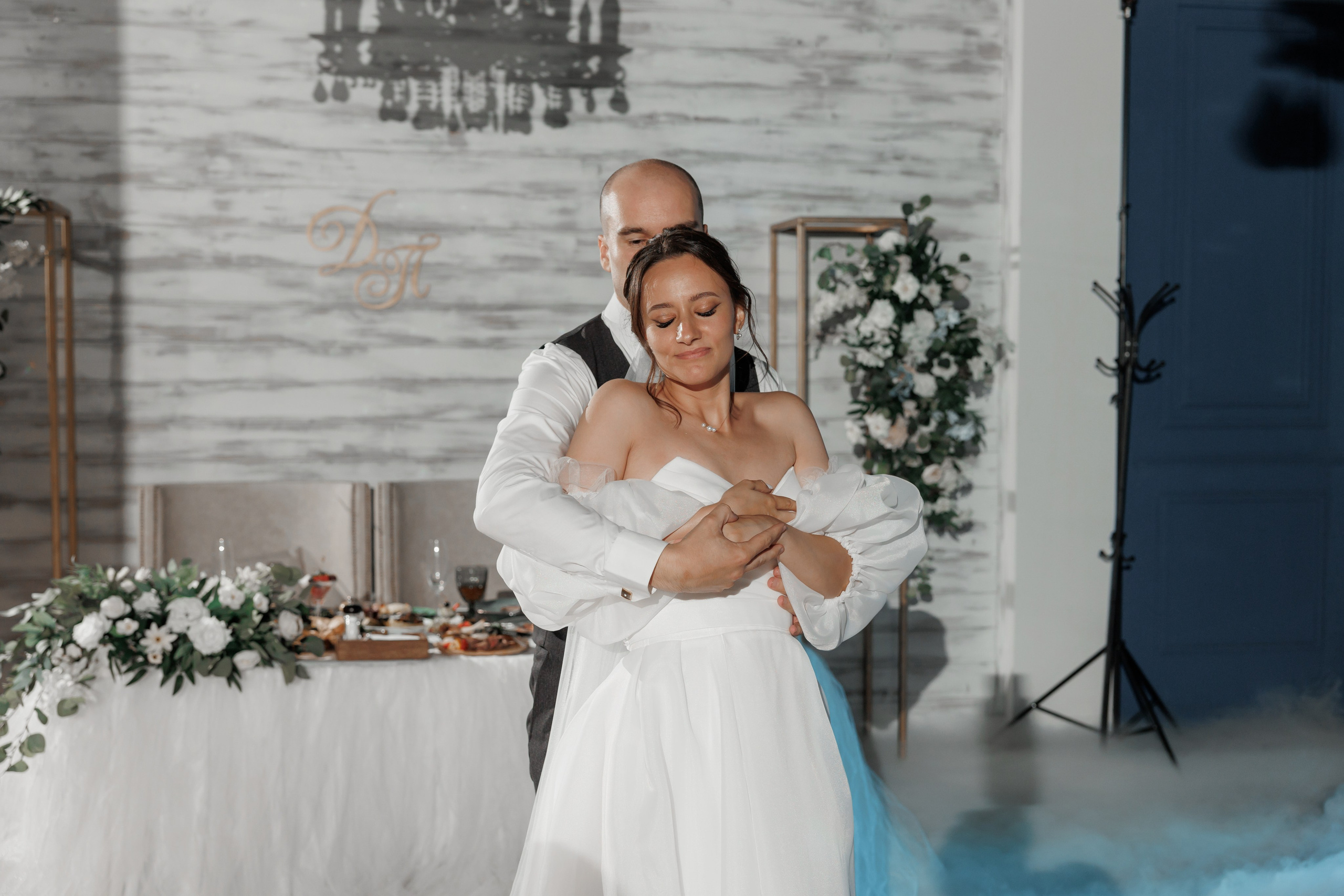 Полина и Дмитрий, загородный клуб «Барин», ЗАГС в г. Пушкино. Свадебный и репортажный фотограф (Москва, Королев и другие)