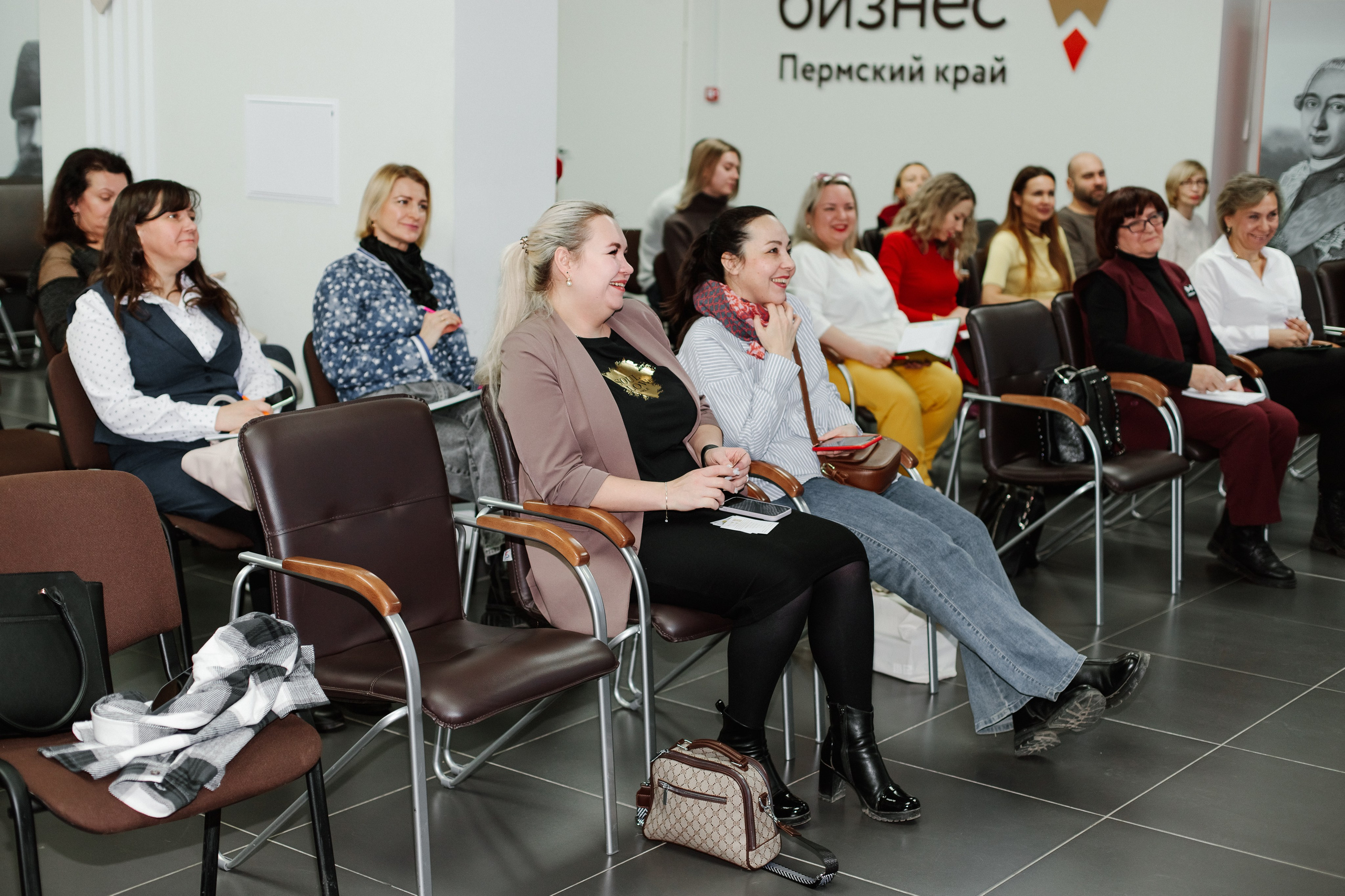 Семинар «Эффективные продажи». Контентный фотограф в Перми Натали Кытманова