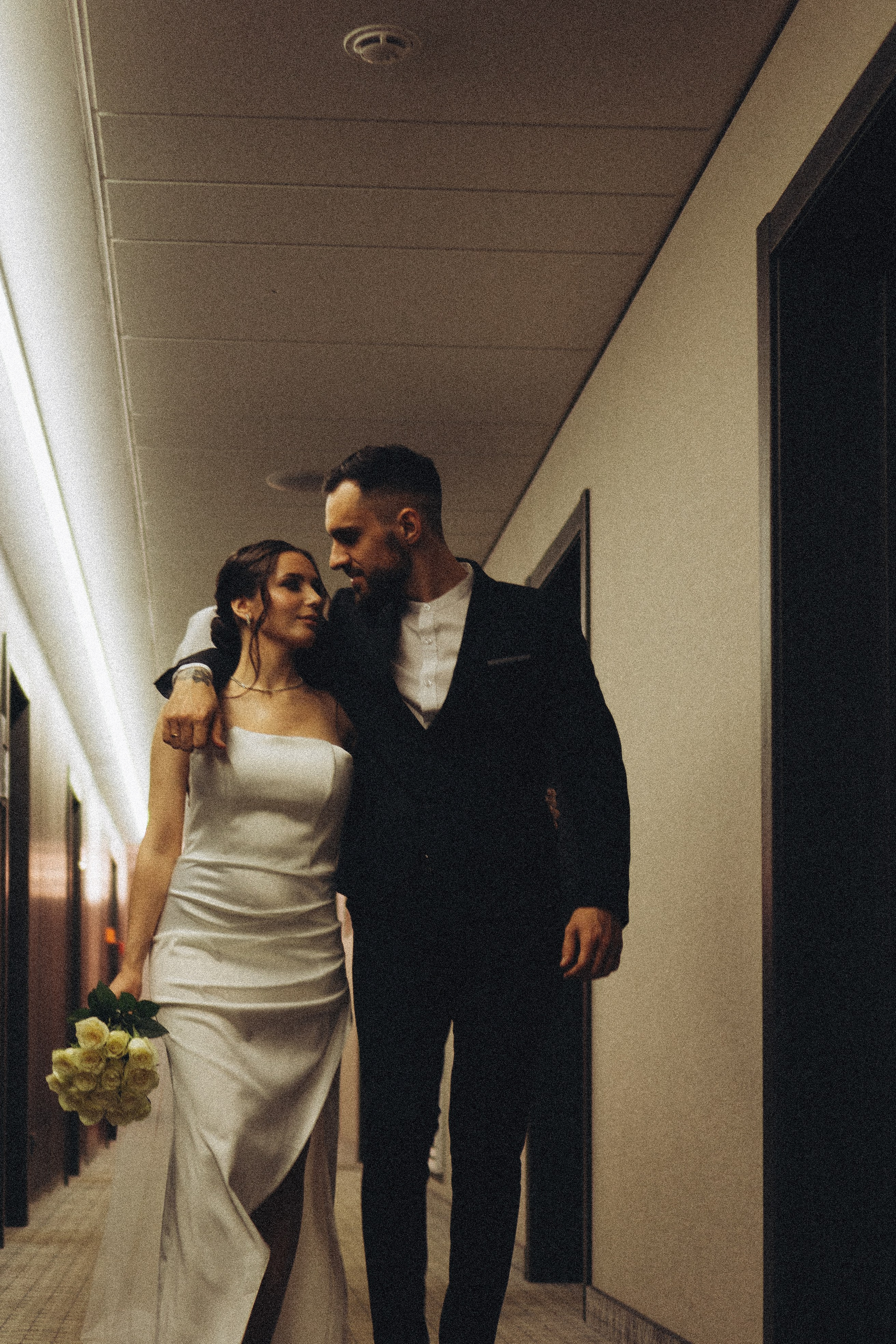 СВАДЕБНАЯ СЬЕМКА СБОРОВ ЖЕНИХА И НЕВЕСТЫ В ОТЕЛЕ И ТАКЖЕ ФОТОСЕССИИЯ В ОТЕЛЕЕ МЕГАПОЛИС БРЯНСК. Профессиональный фотограф, Санкт-Петербург — Виктория Богомолова