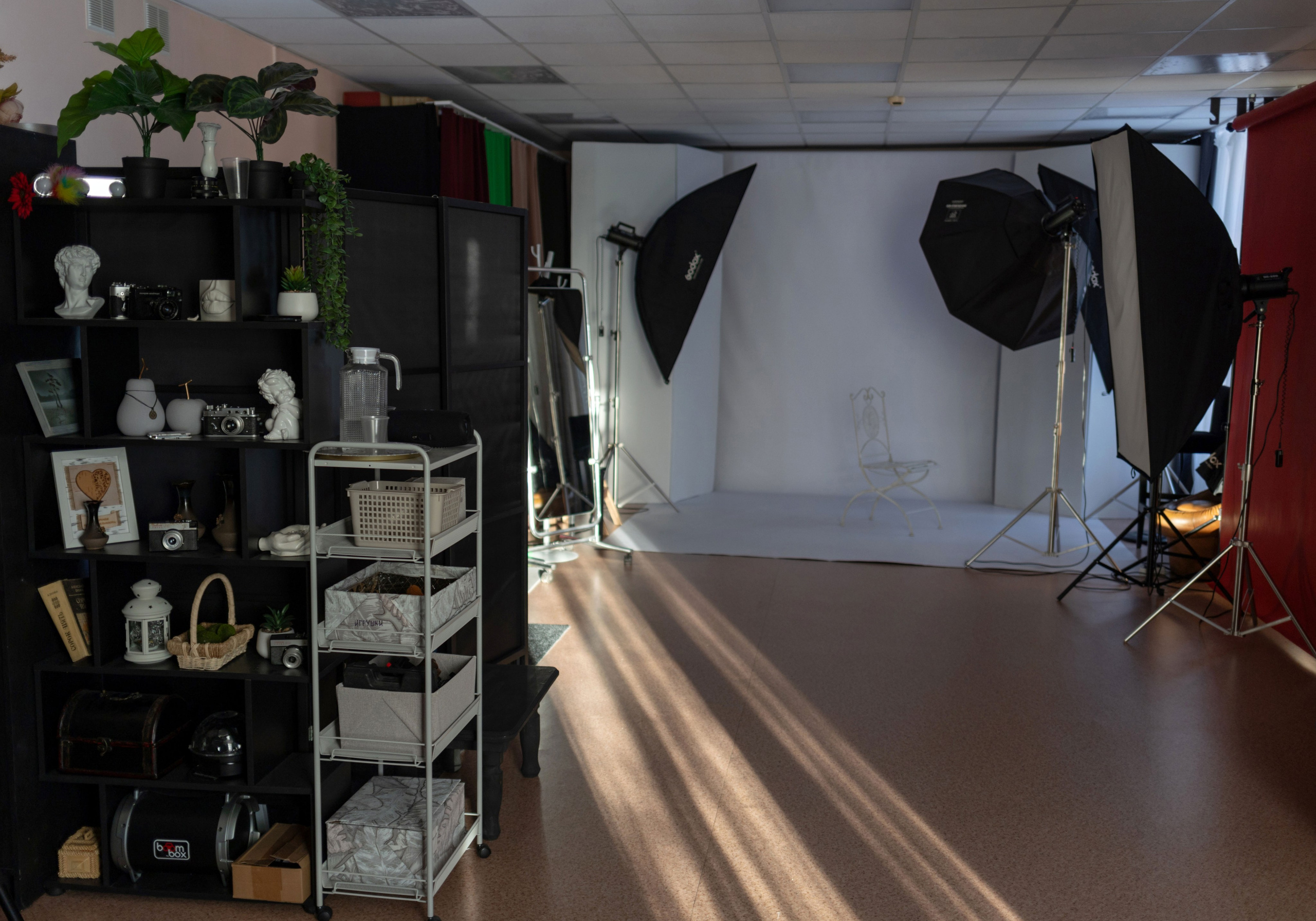 Интерьер фотостудии IRBIS. Фотограф Ирина Бобрешова. Коряжма