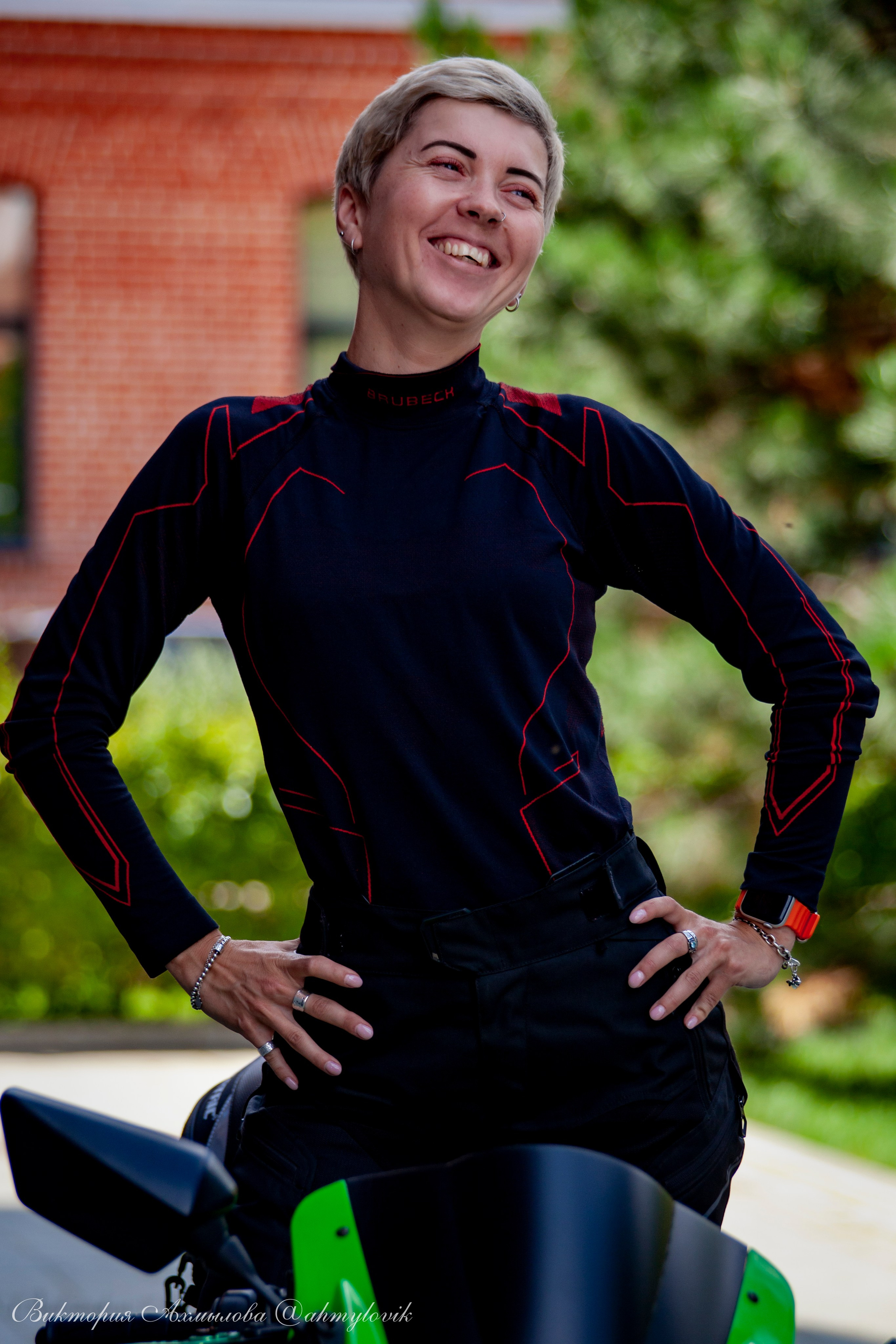 Аня и Гринч (Kawasaki Ninja 250). Виктория Ахмылова. Фотограф в Москве