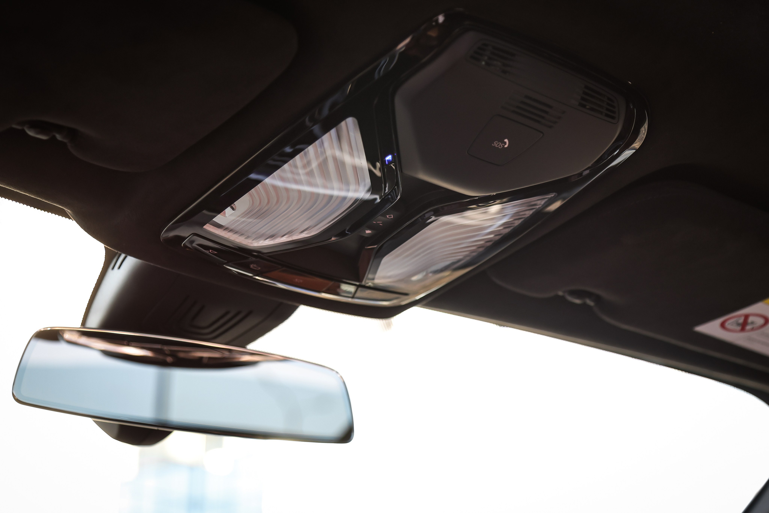 2020 BMW X7 XDrive 40i. Mixturecaptures