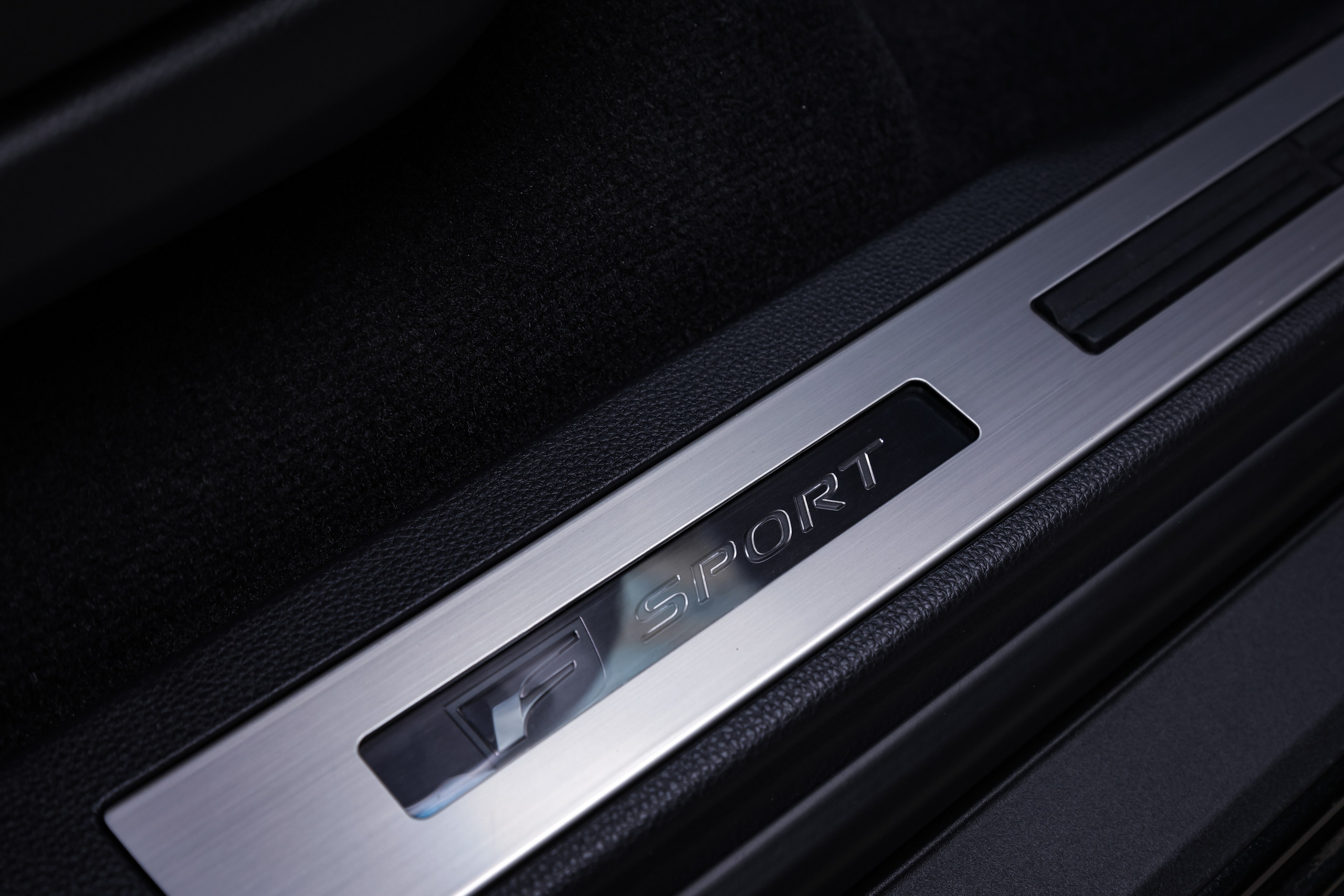 2024 LEXUS LX 500d. Mixturecaptures