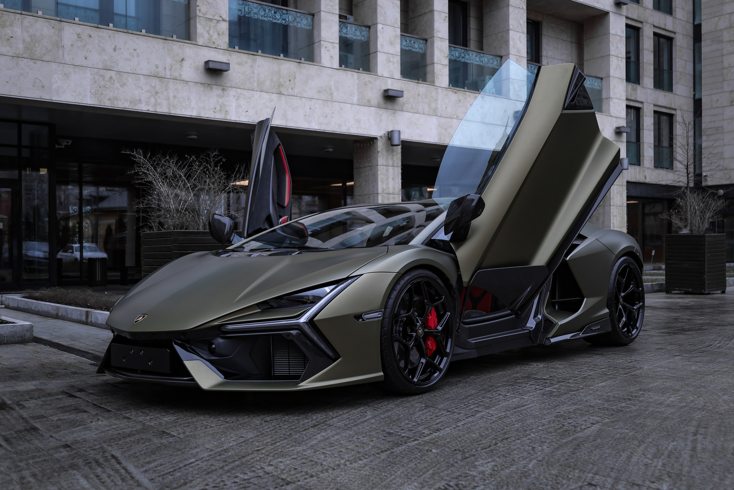 2024 Lamborghini Revuelto 6.5 AMT. Mixturecaptures