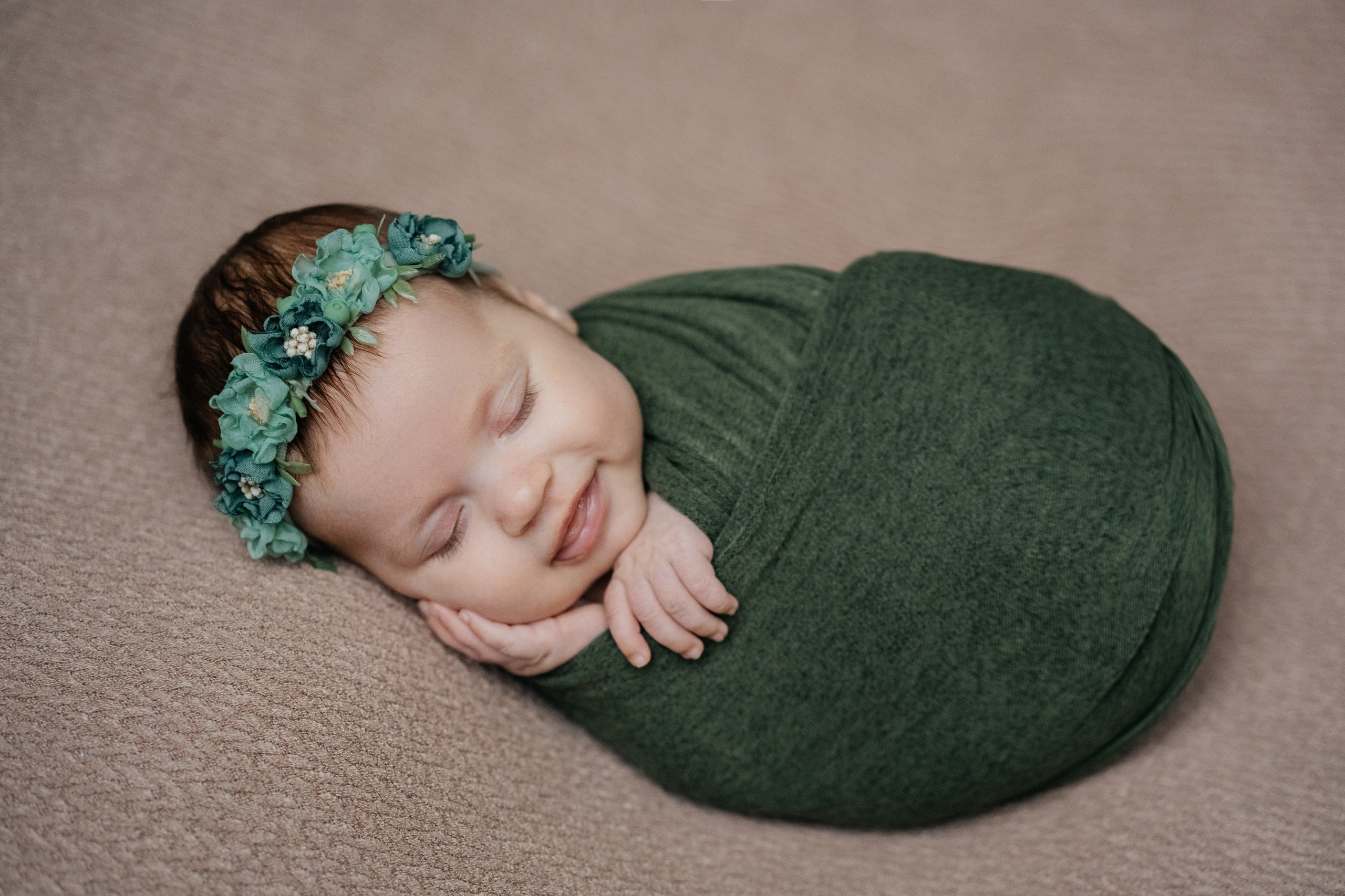 Фотосессия новорожденных в г. Новороссийске. Лана Абрамян-Фотограф новорожденных и беременных в Новороссийске Анапе