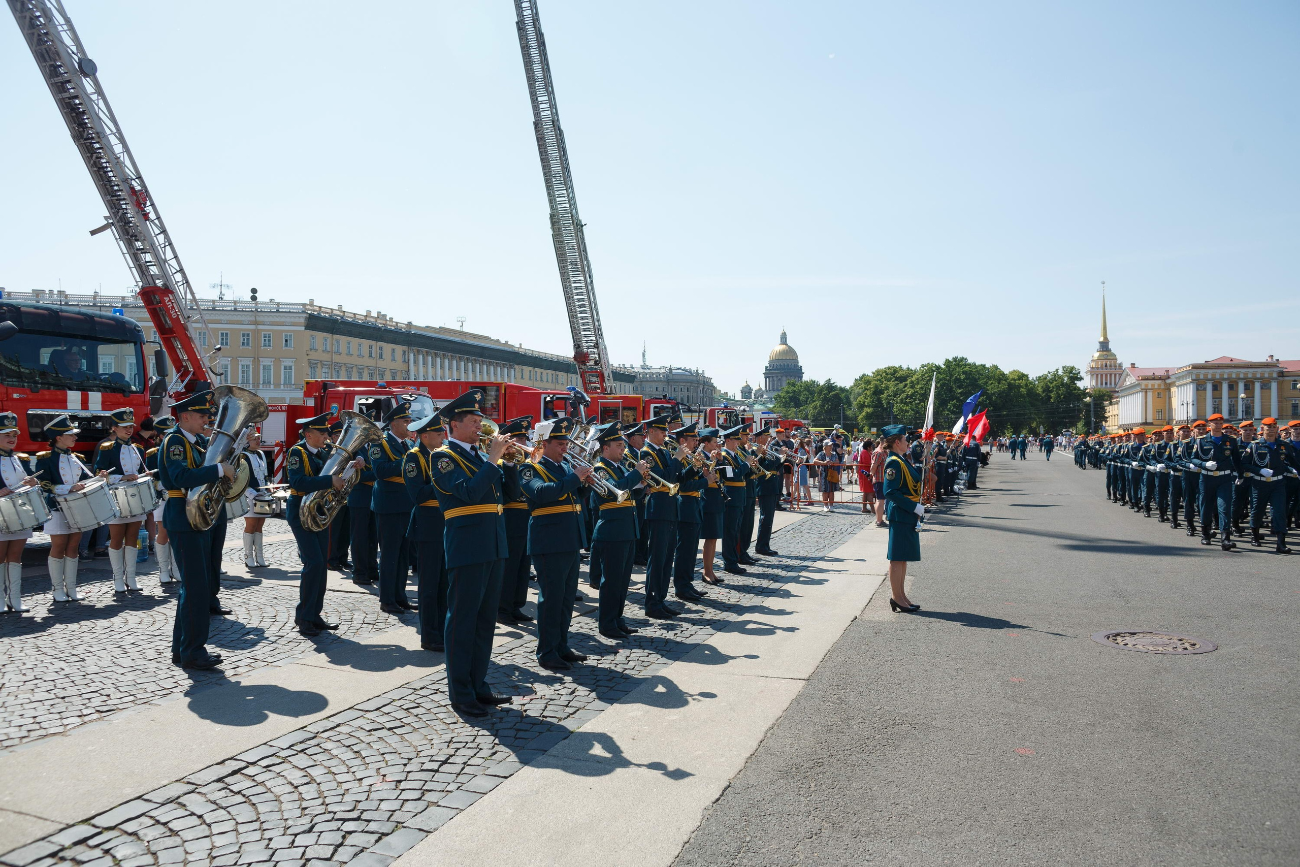 Выпуск офицеров СПб УГПС МЧС России. Свадебный фотограф Игорь Брундасов 8PHOTO на свадьбу венчание загс СПб