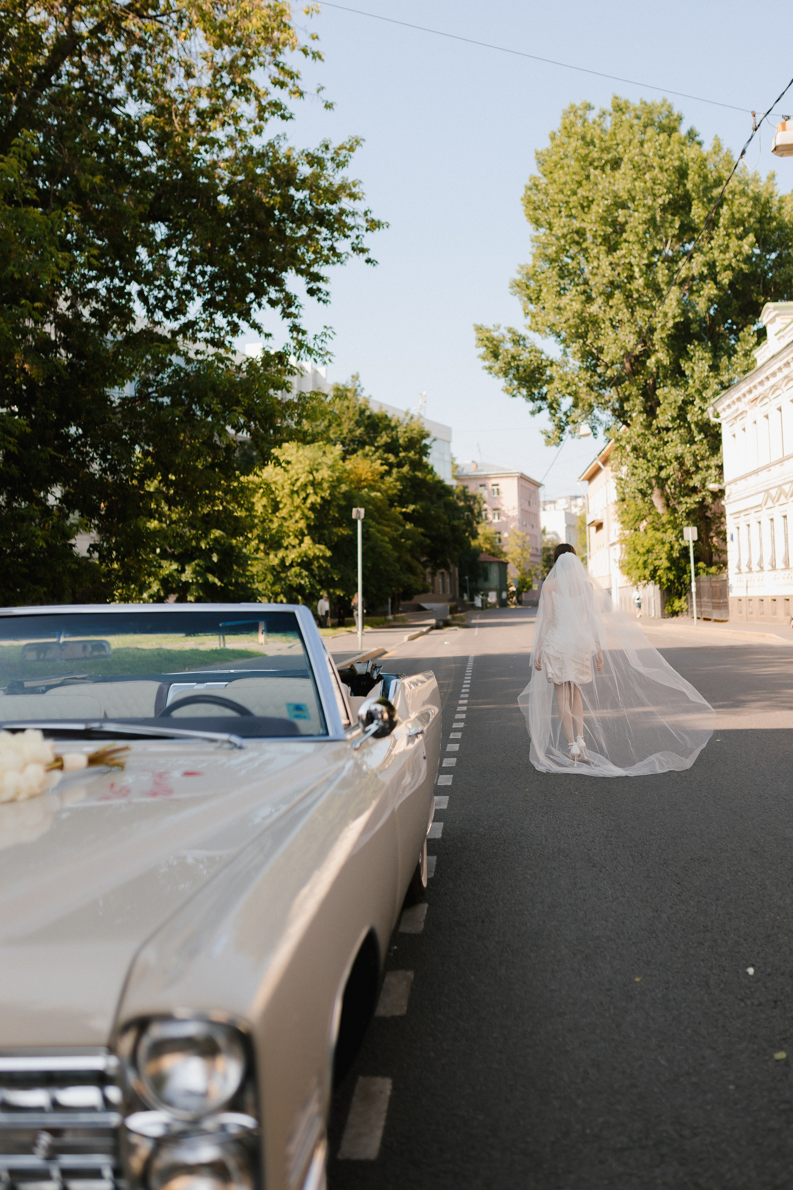 Свадебная прогулка в центре Москвы. Фотограф и видеограф в Мурманске, Москве Екатерина Нечаева