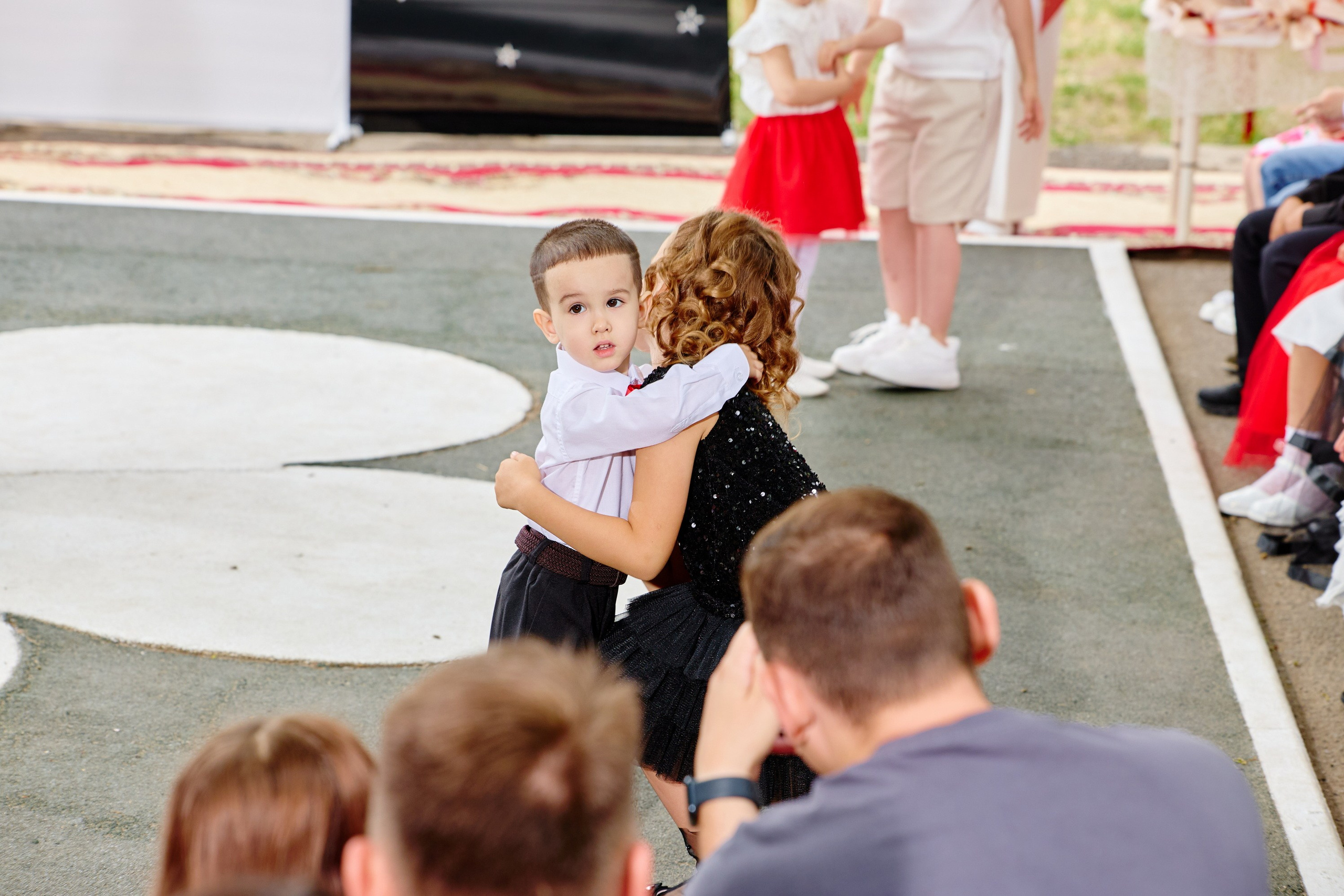 Выпускной 45 сад. Фотограф Выпускные альбомы Таганрог Сергей Коробченко