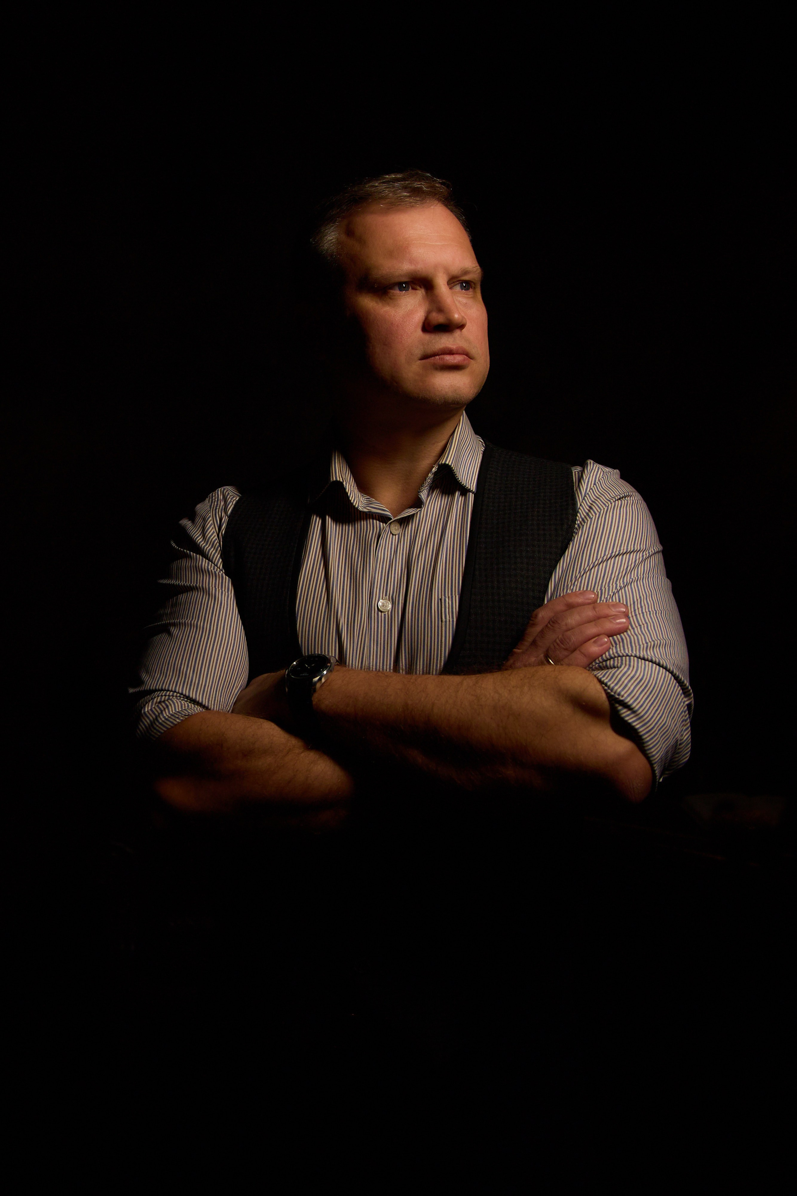 Индивидуальная и творческая фотосессия в Самаре. Свадебный видеограф и свадебный фотограф в Самаре Олег Слеб