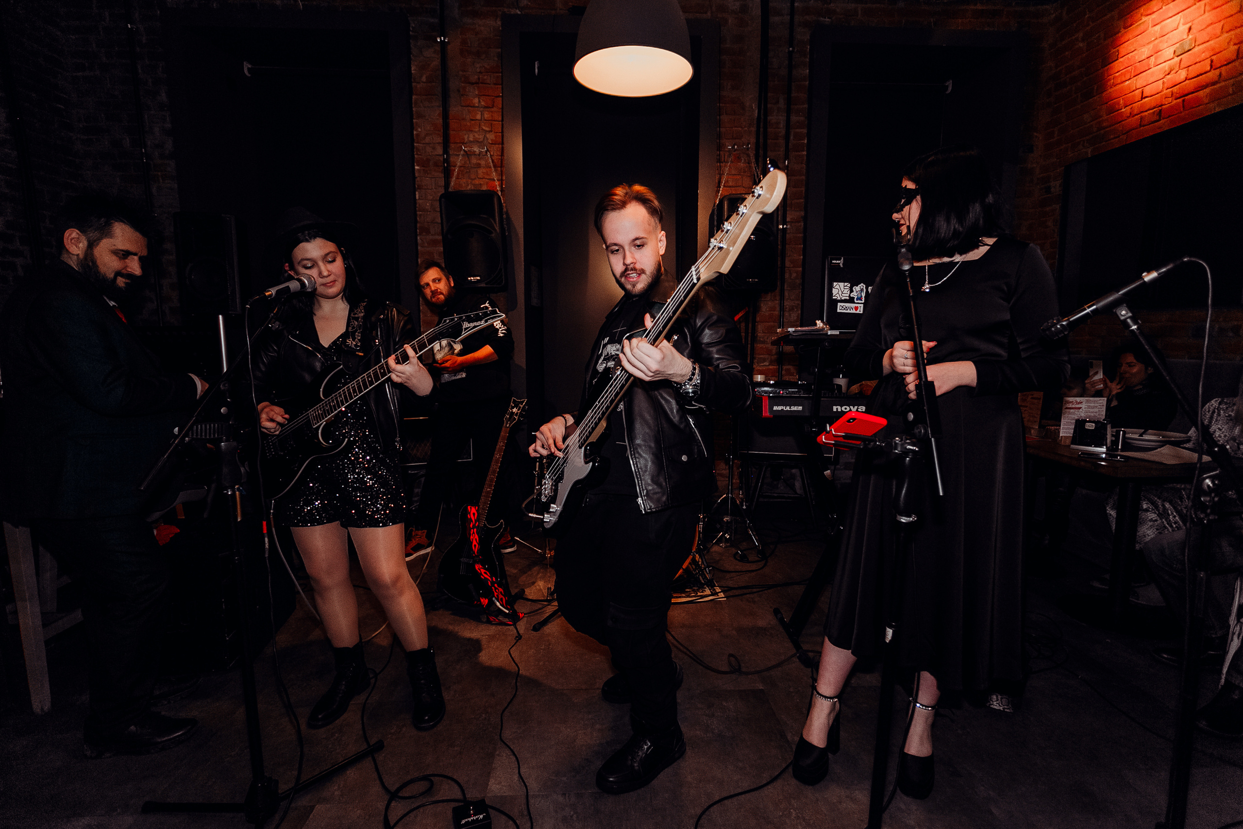 В БАРЕ «Джонатан». Фотограф в  г. Новосибирск