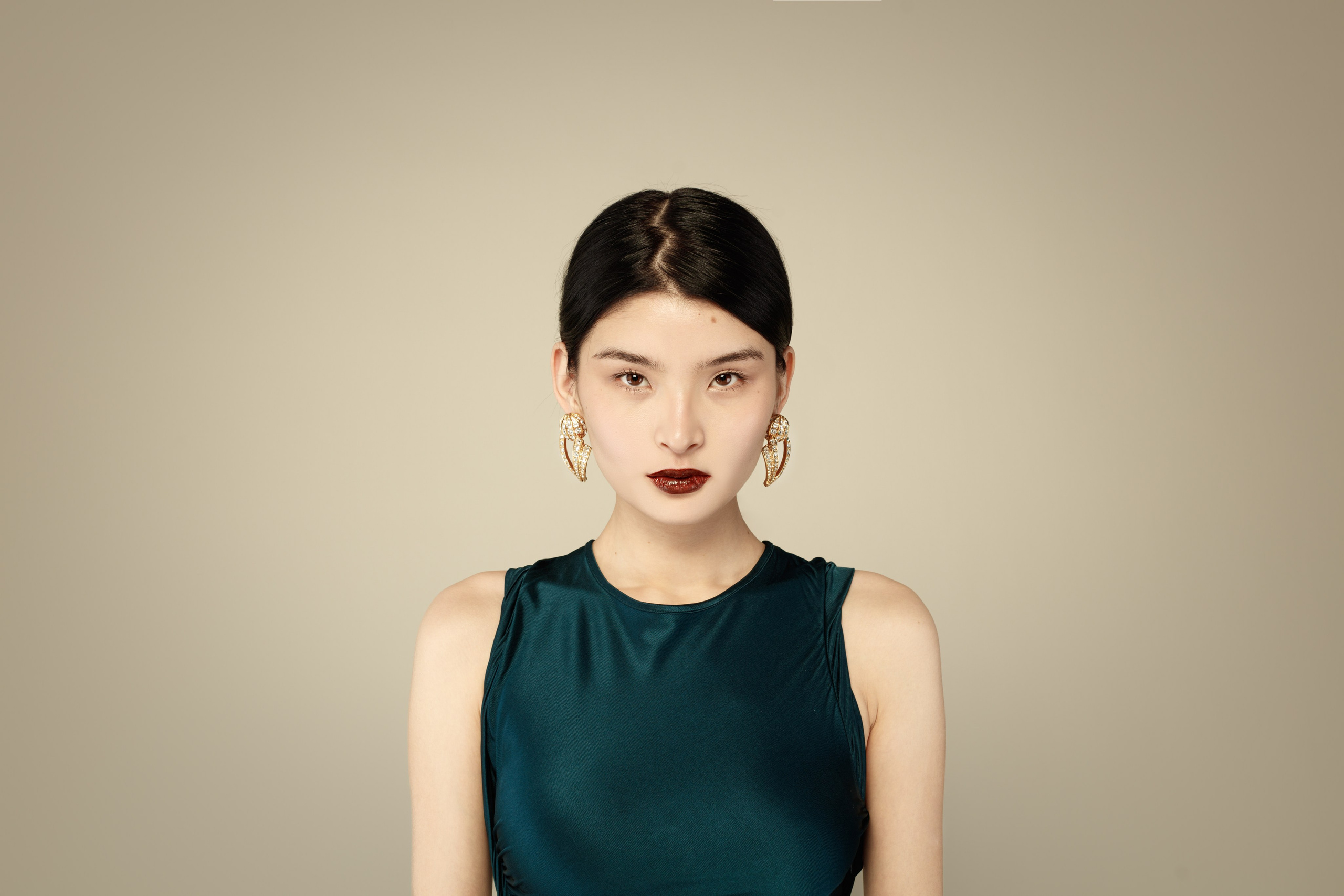 Alinazhumanova.com