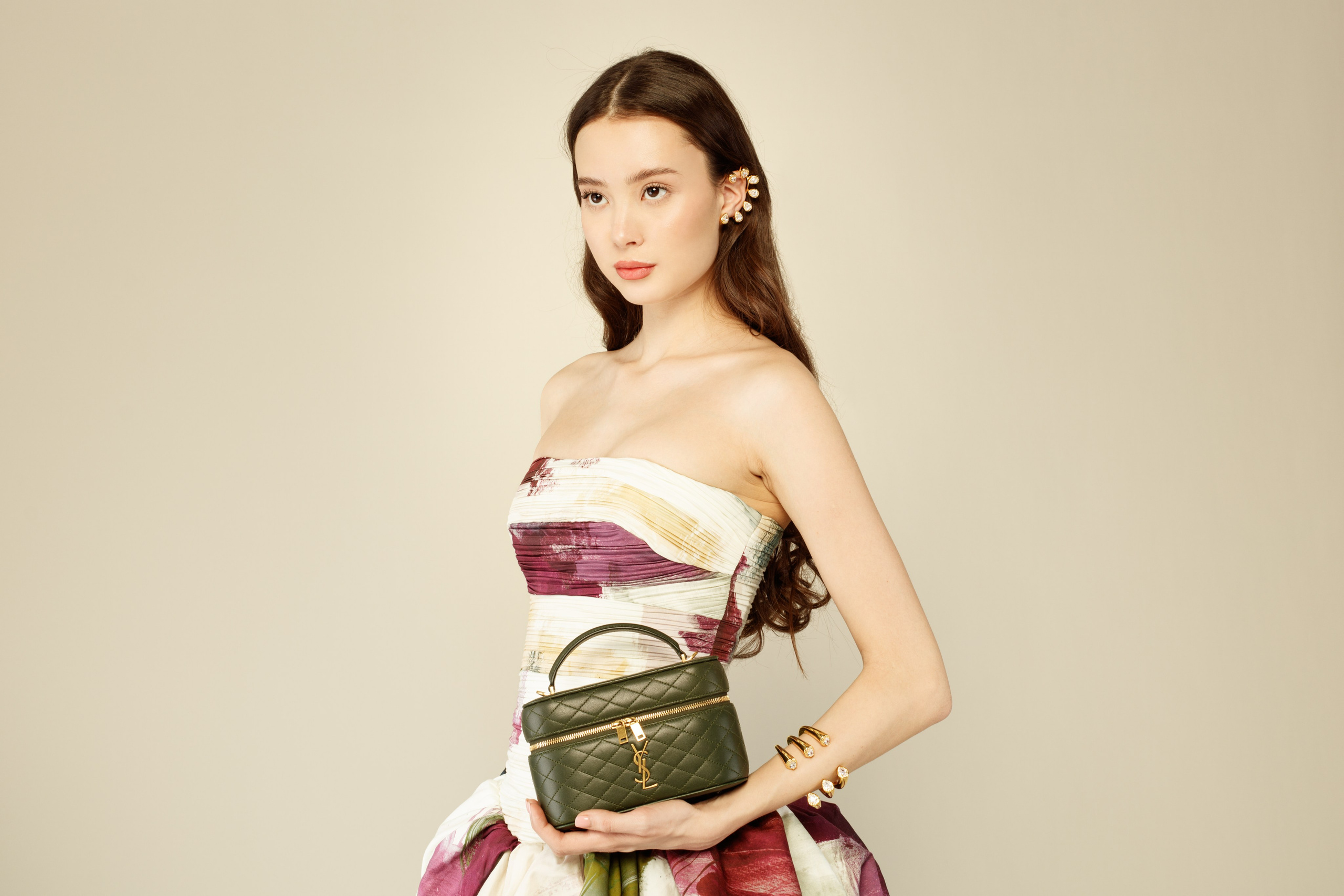 Alinazhumanova.com