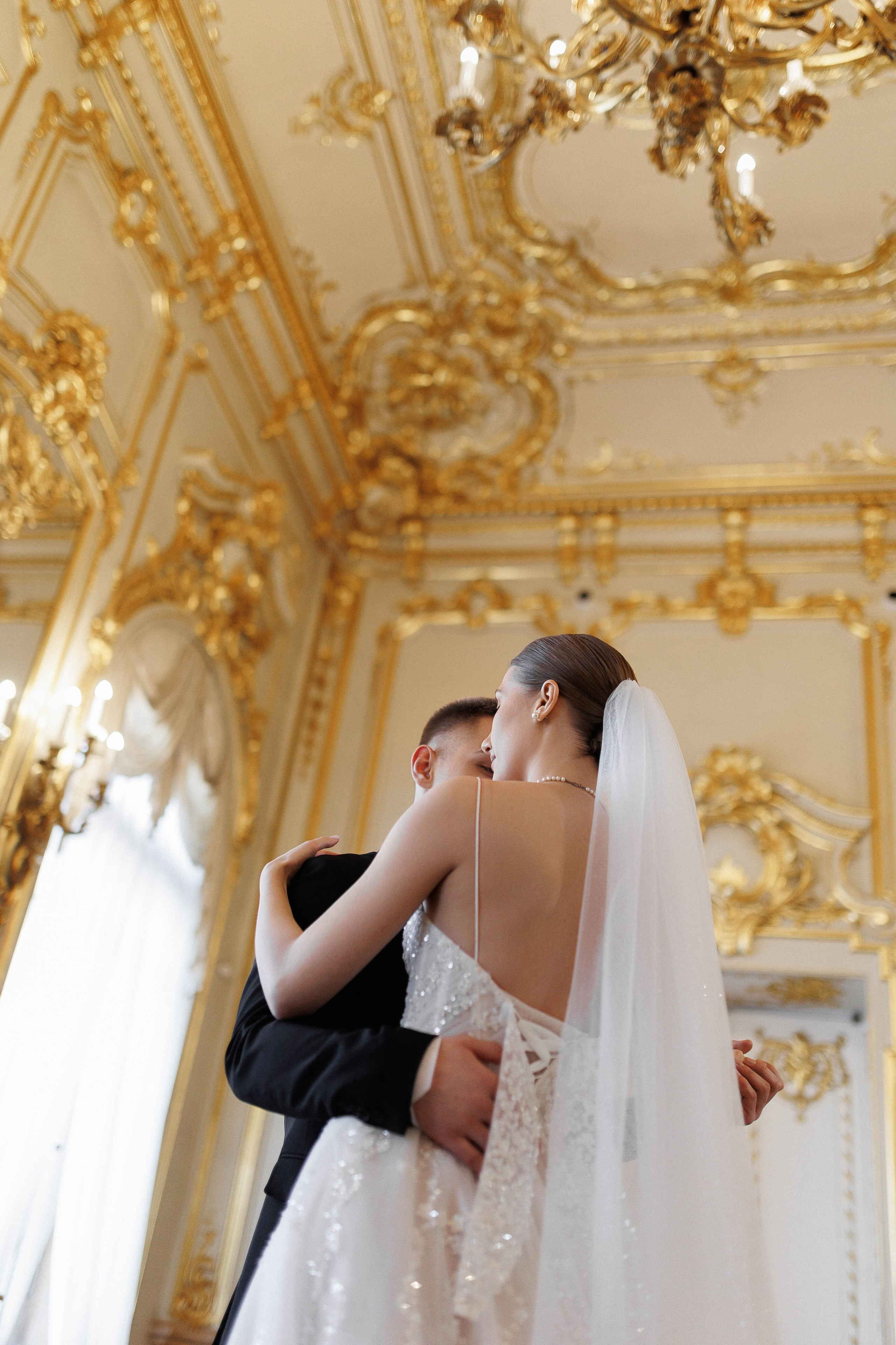 ···. Свадебный фотограф в Санкт-Петербурге Александра Чукавина