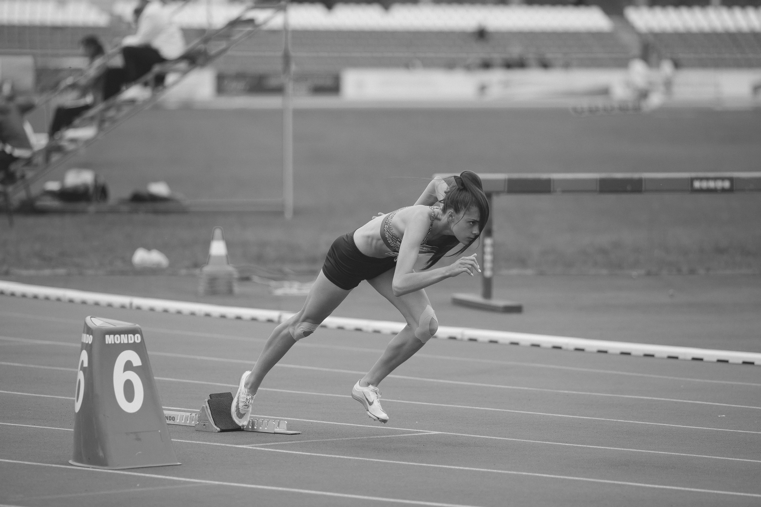 Контакты. Фотография