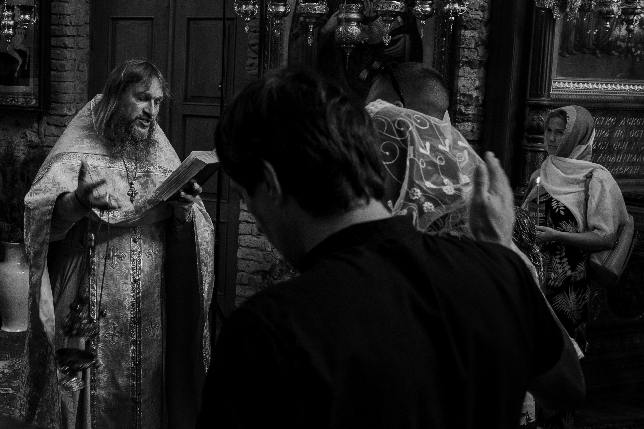 Драндский собор. Семейный фотограф на крещение и венчание