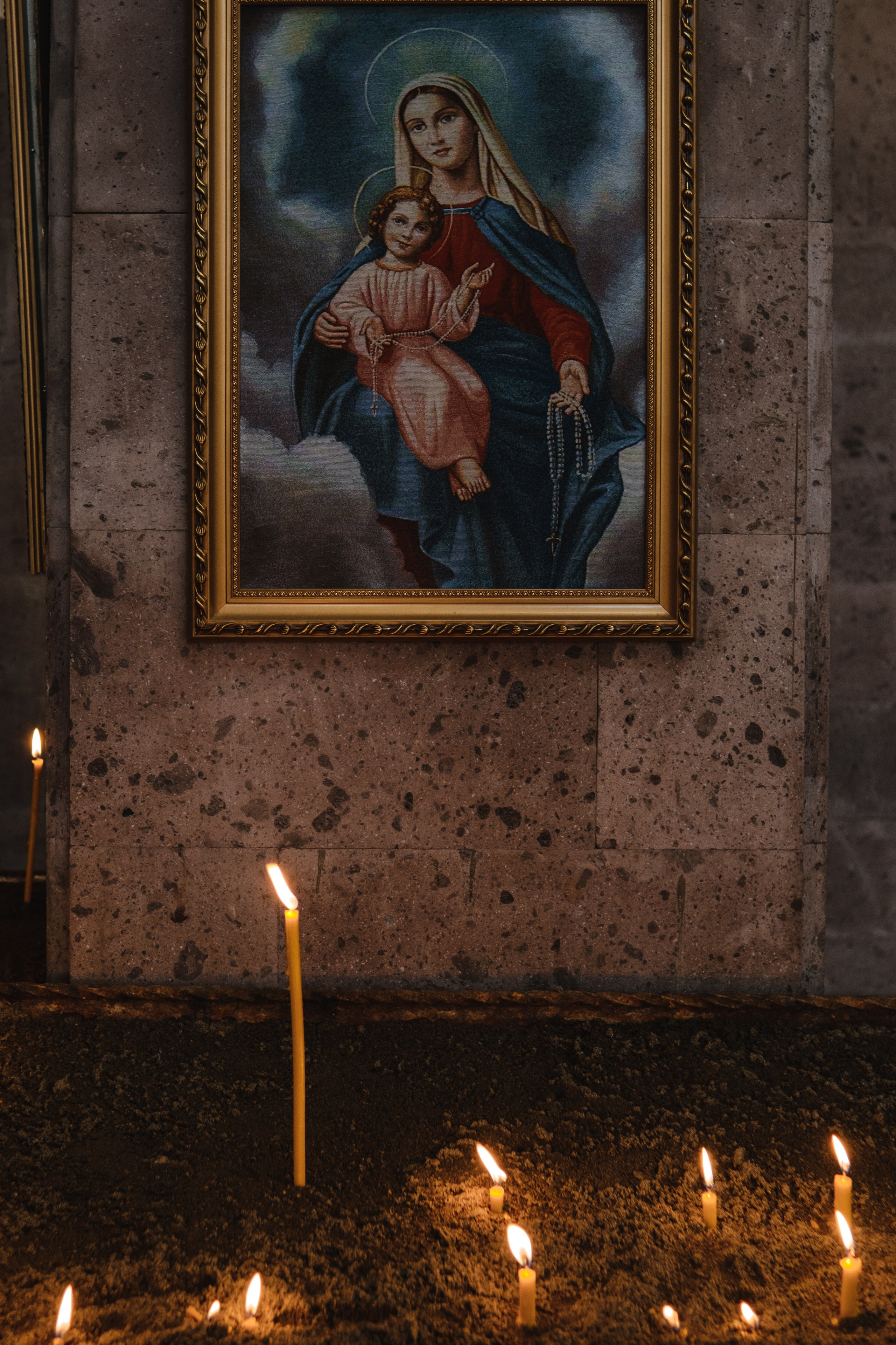 Армянская церковь. Семейный фотограф на крещение и венчание