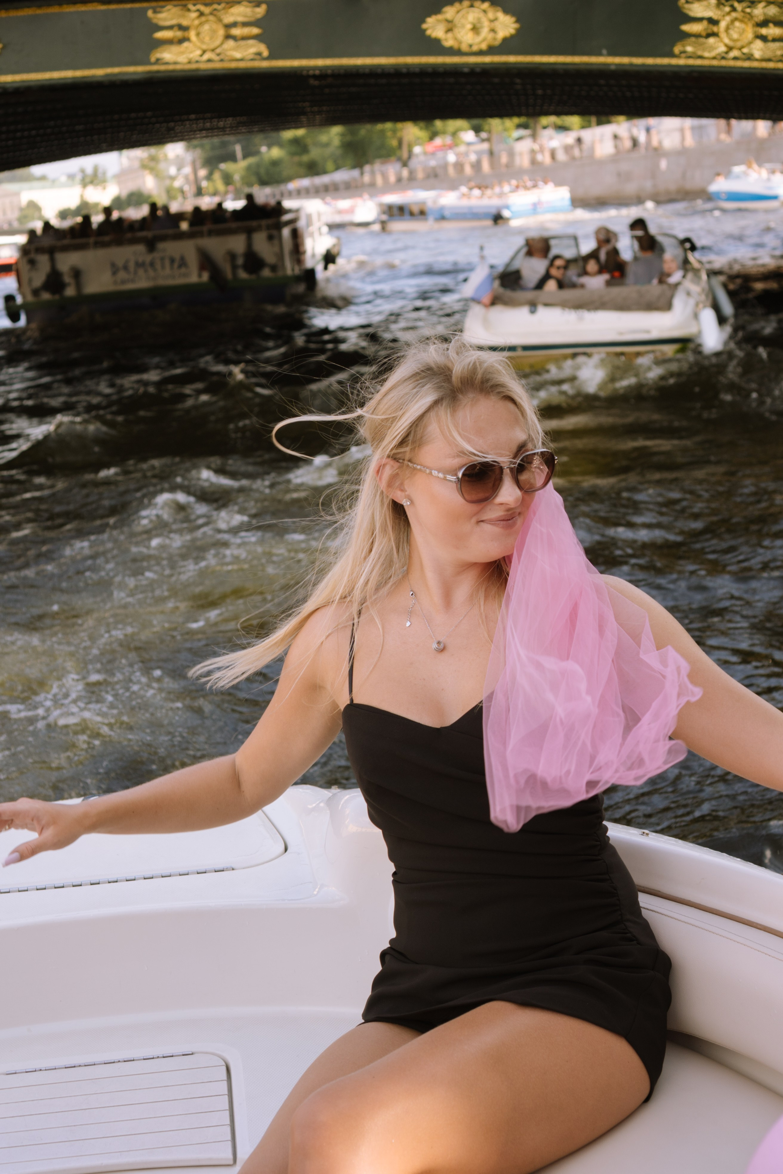 ДЕВИЧНИК НА КАТЕРЕ. Профессиональный фотограф, Санкт-Петербург — Виктория Богомолова