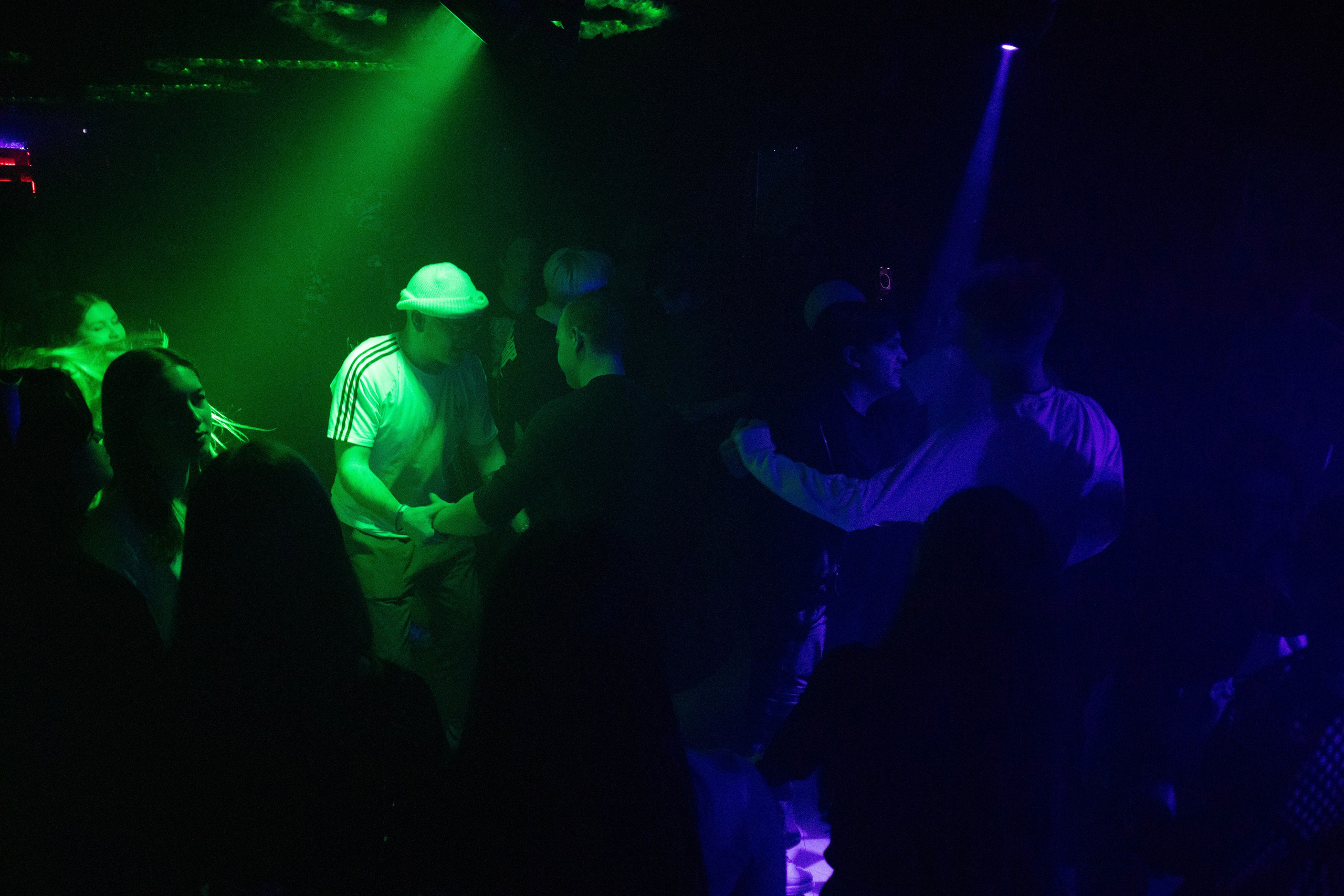 MOSHPIT. Фотограф и видеограф в Бугульме Аня Трутнева