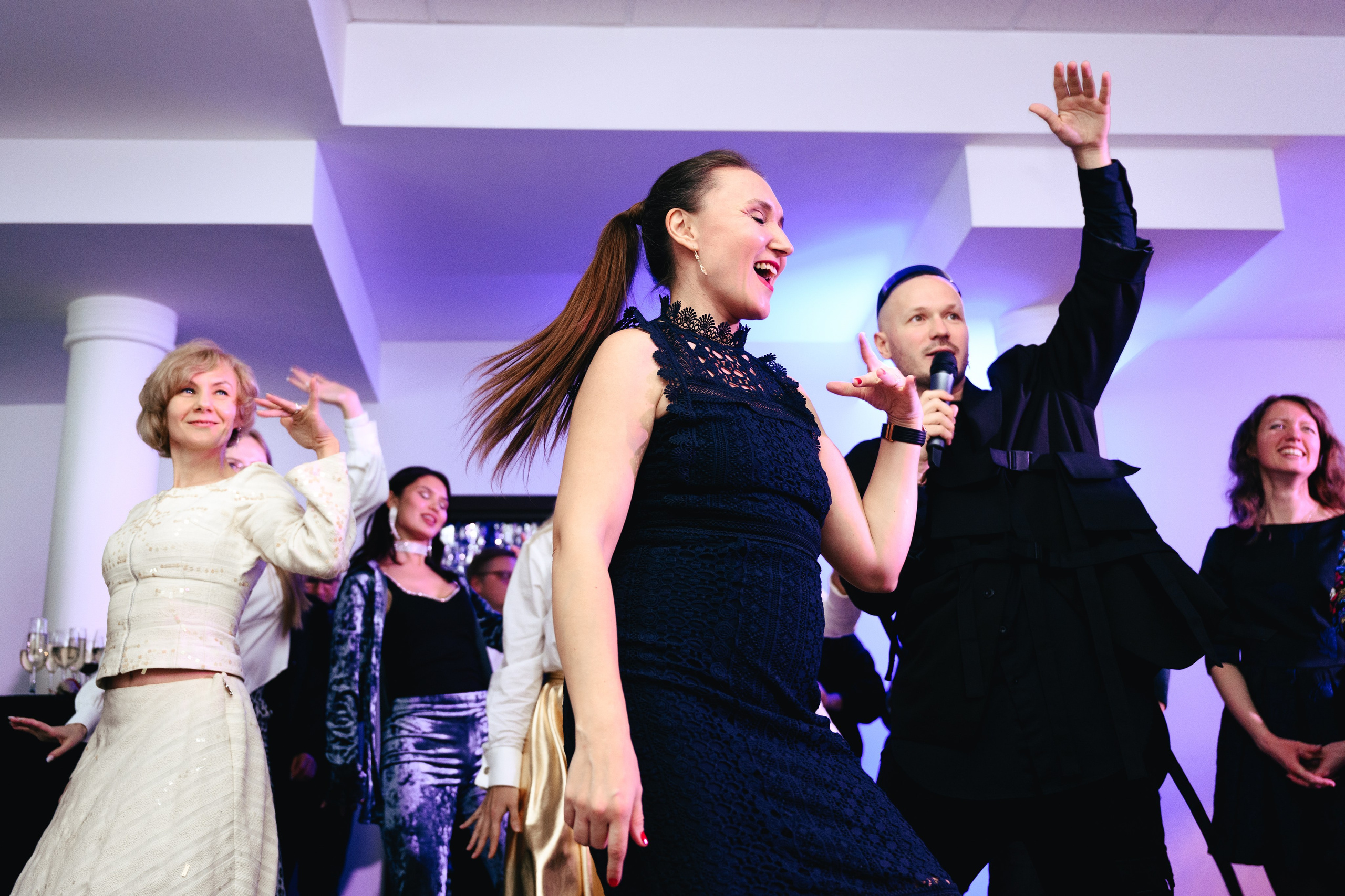 Организация новогоднего корпоратива в офисе. ToDay-организация частных и деловых мероприятий под ключ