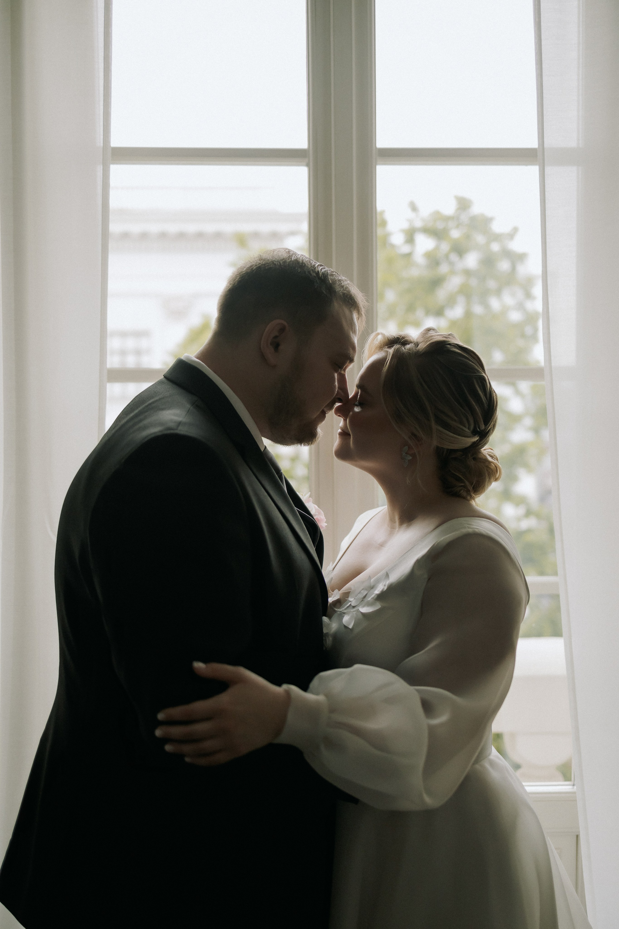 Анастасия и Сергей. Свадебная прогулка. Свадебная фотография. Арина Рубах