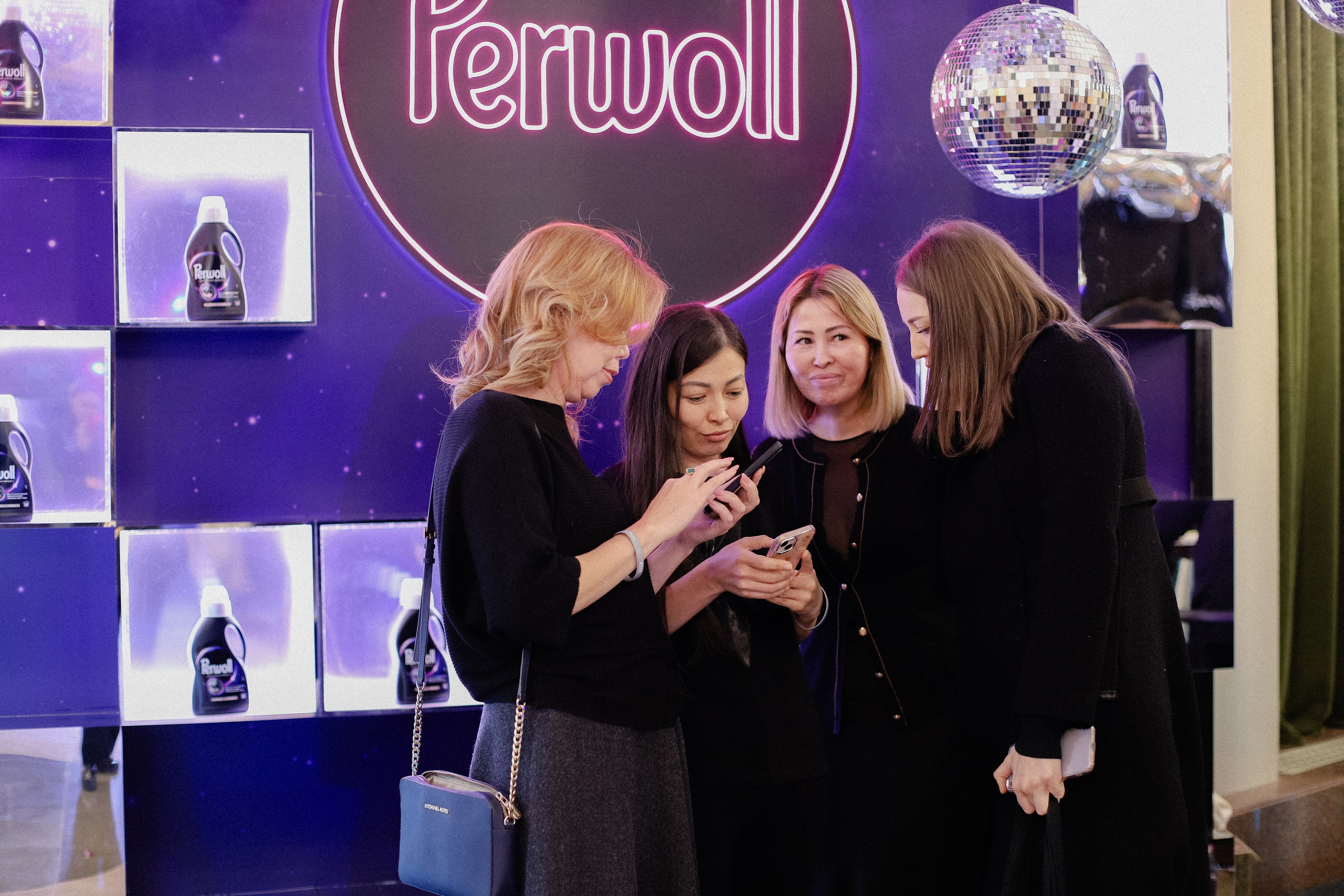 17.10 FWA зона Schwarzkopf и Perwoll. Фотограф в Алматы и Москве Даша Пушкина