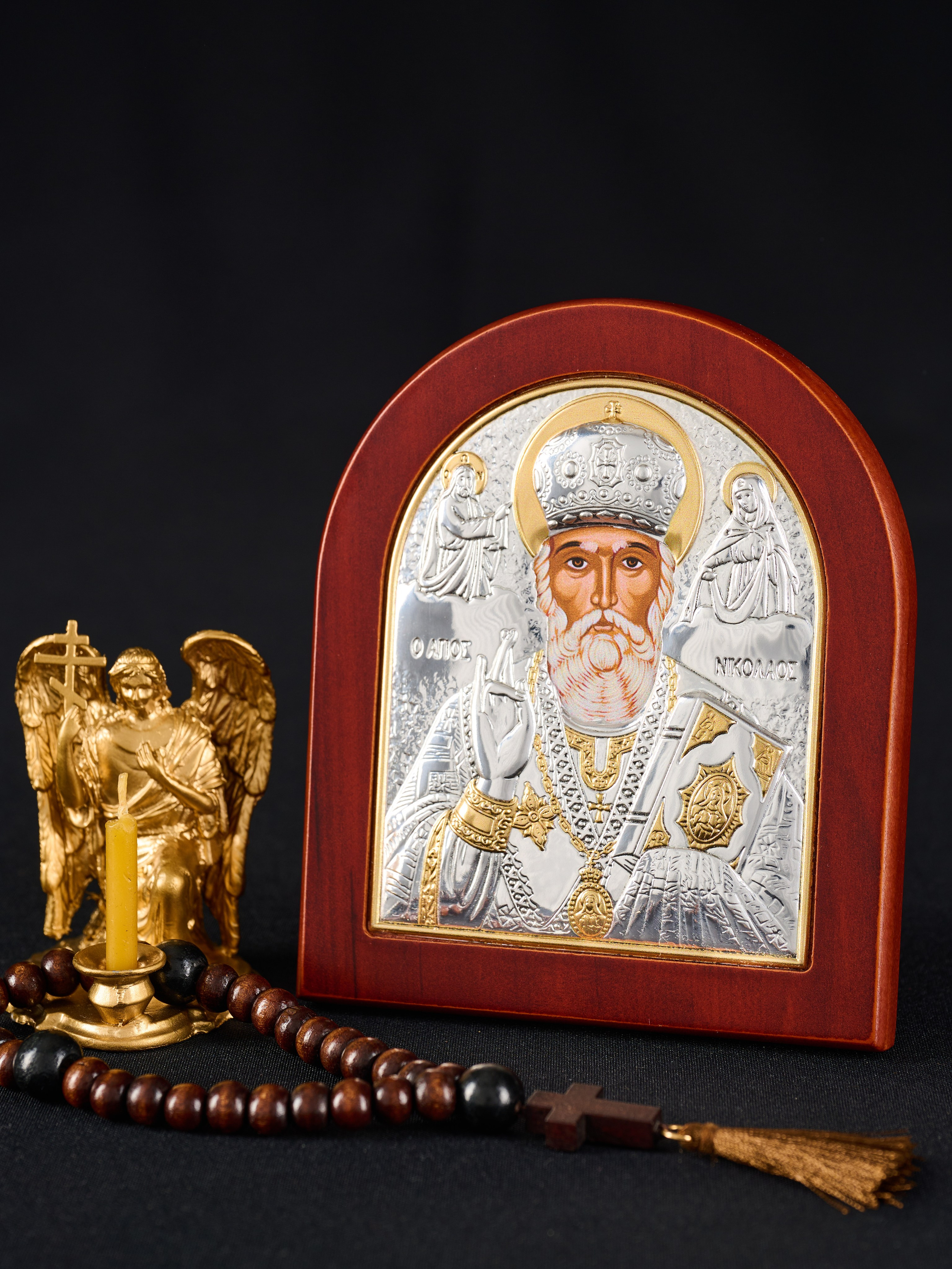 Иконы в серебре