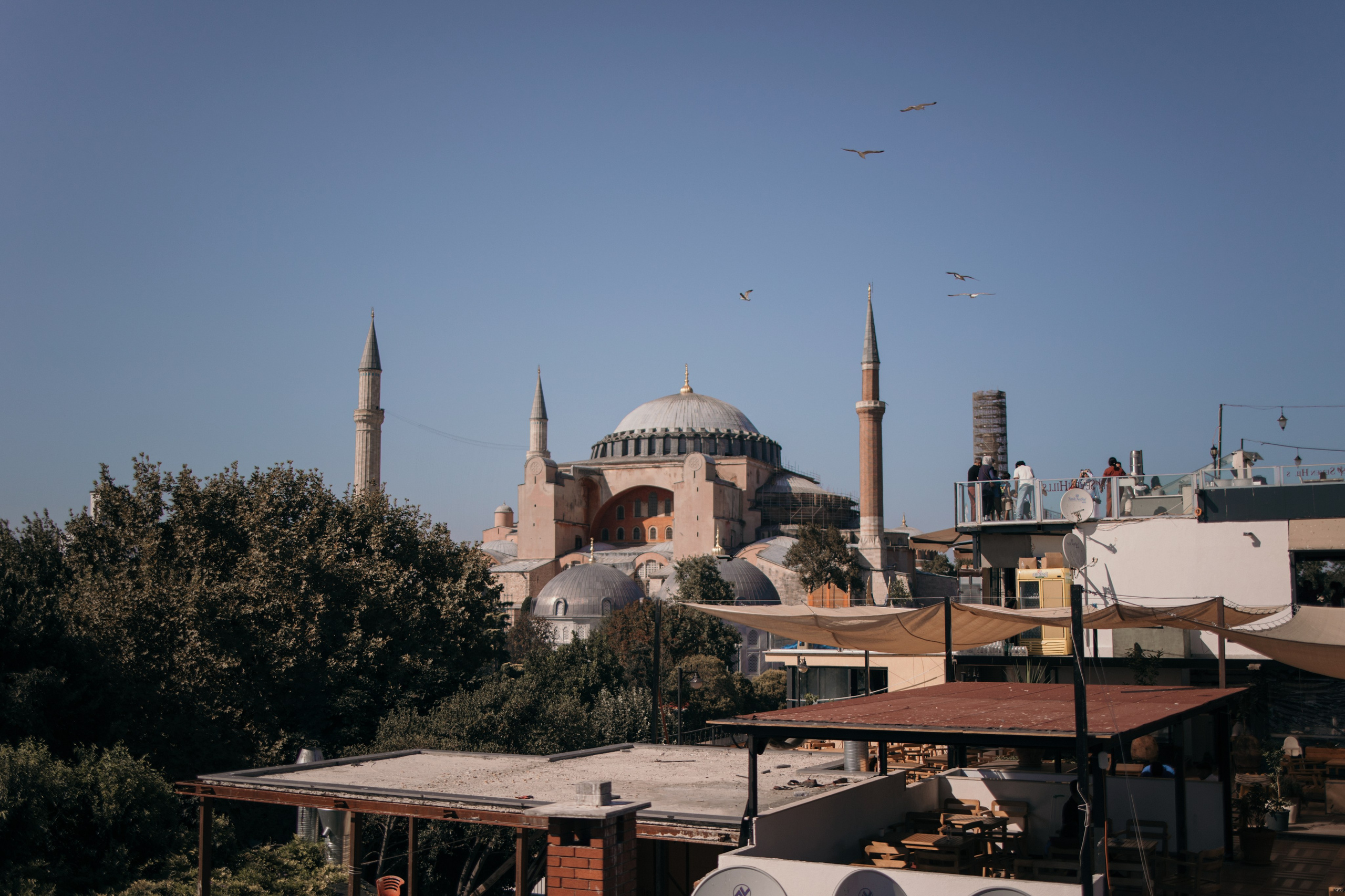 Street photo. Photographer in Turkey — Dari N