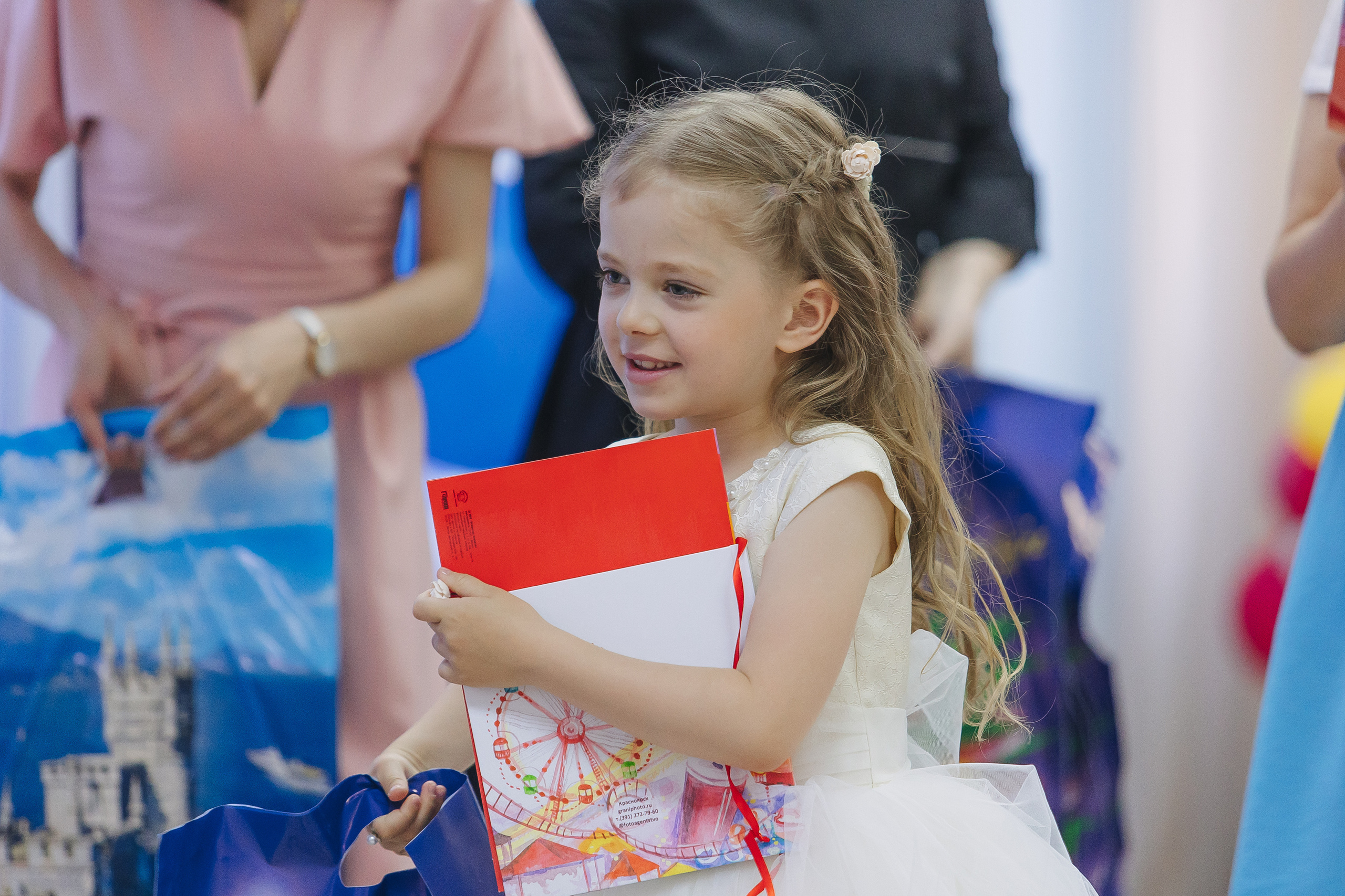 2. Свадебный и женский фотограф