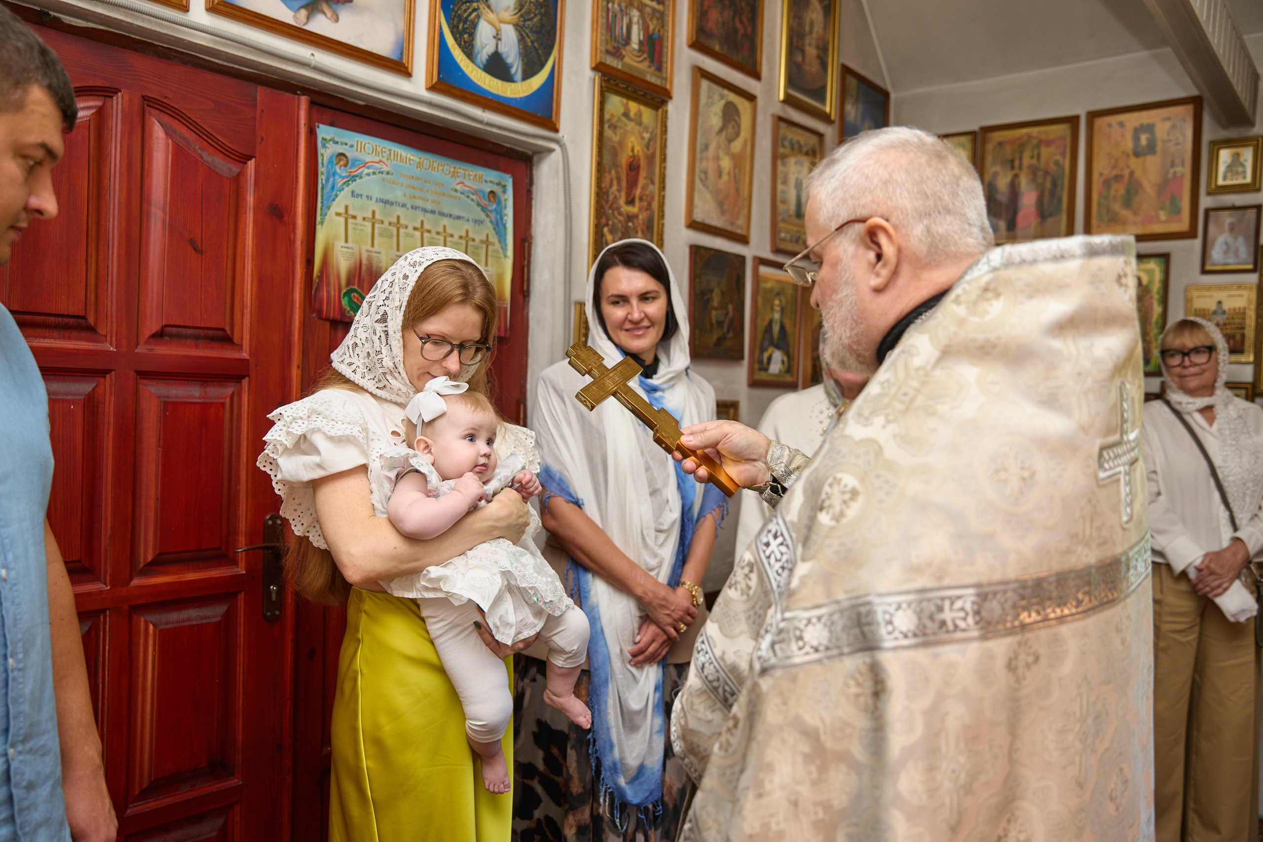 Съемка крещения в Щомыслице