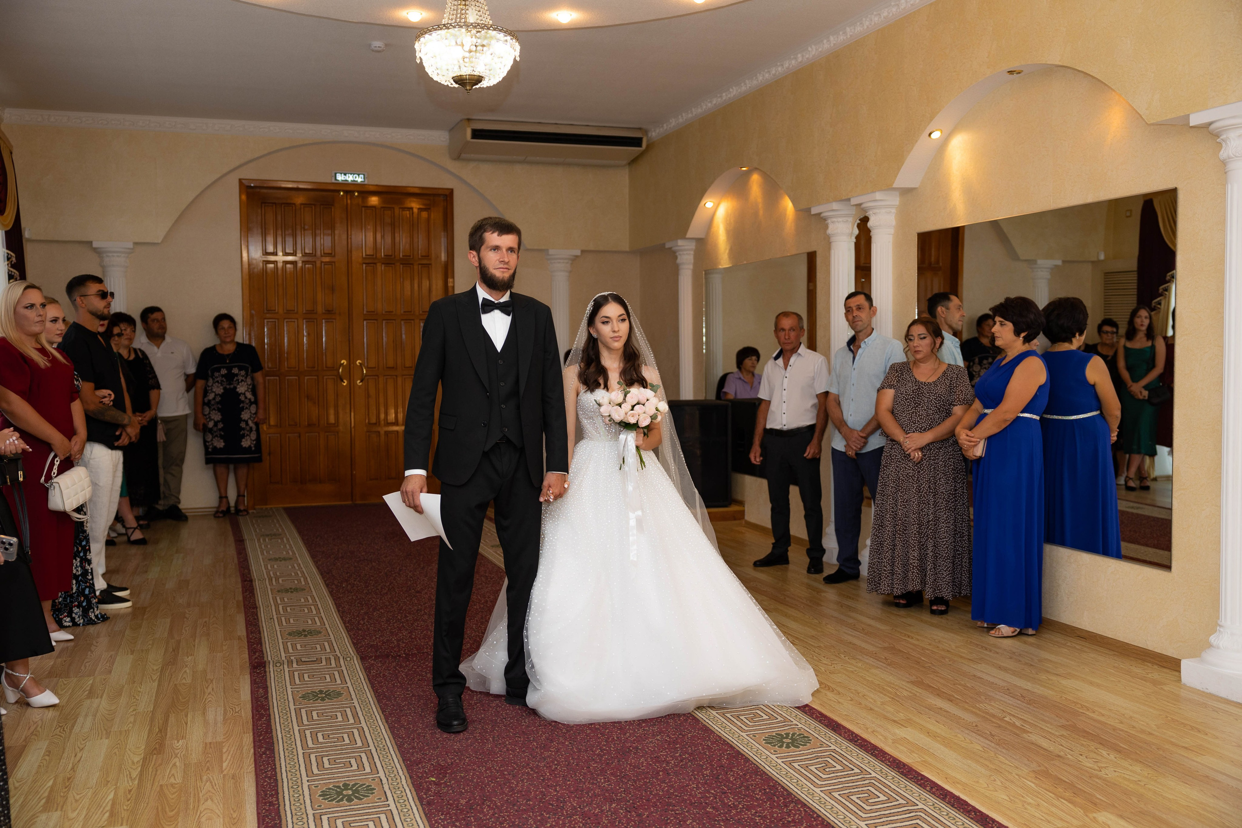 Милана и. Видеосьемка, фотосьемка свадеб, юбилеев, утренников в Краснодарском кр