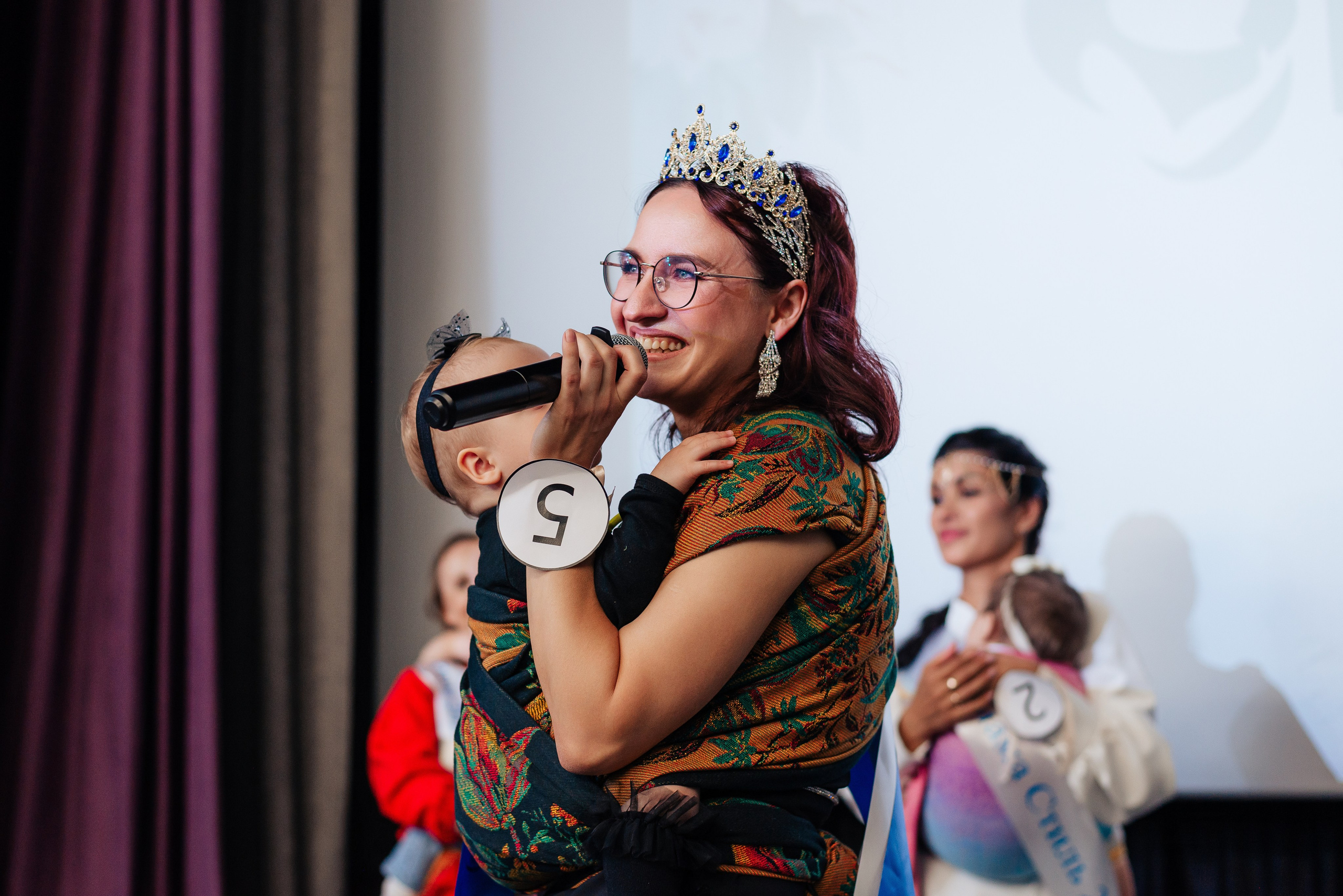 Слингомама Иваново 2025. Семейный и детский фотограф Иваново Ксения Азаренкова