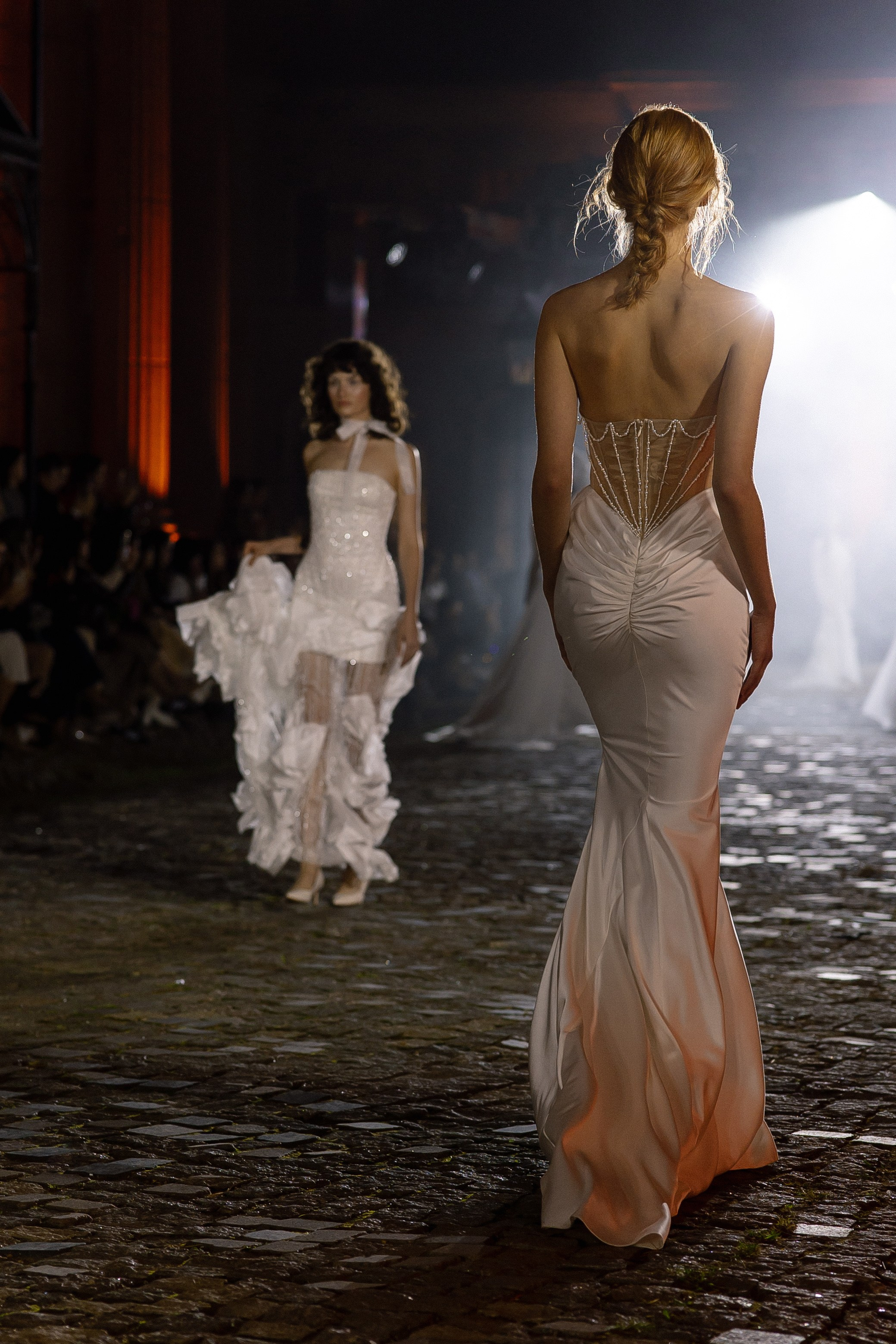 Rara Avis Fashion Show 2025. Свадебный фотограф Москва и Санкт-Петерург Артем Мамонов