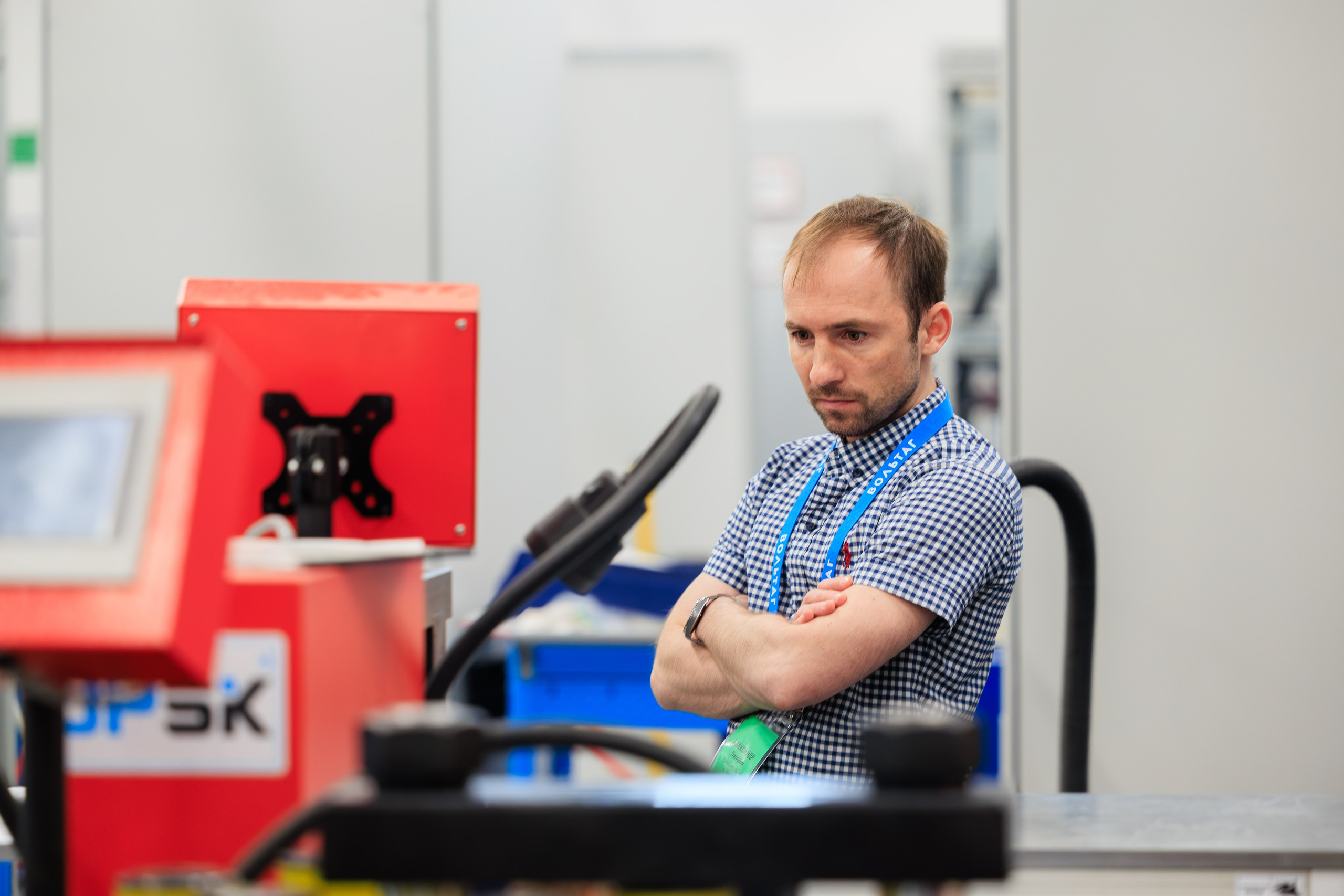 Вольтаг — Экскурсия по производству. Контент для бизнеса в Екатеринбурге Полдень Медиа