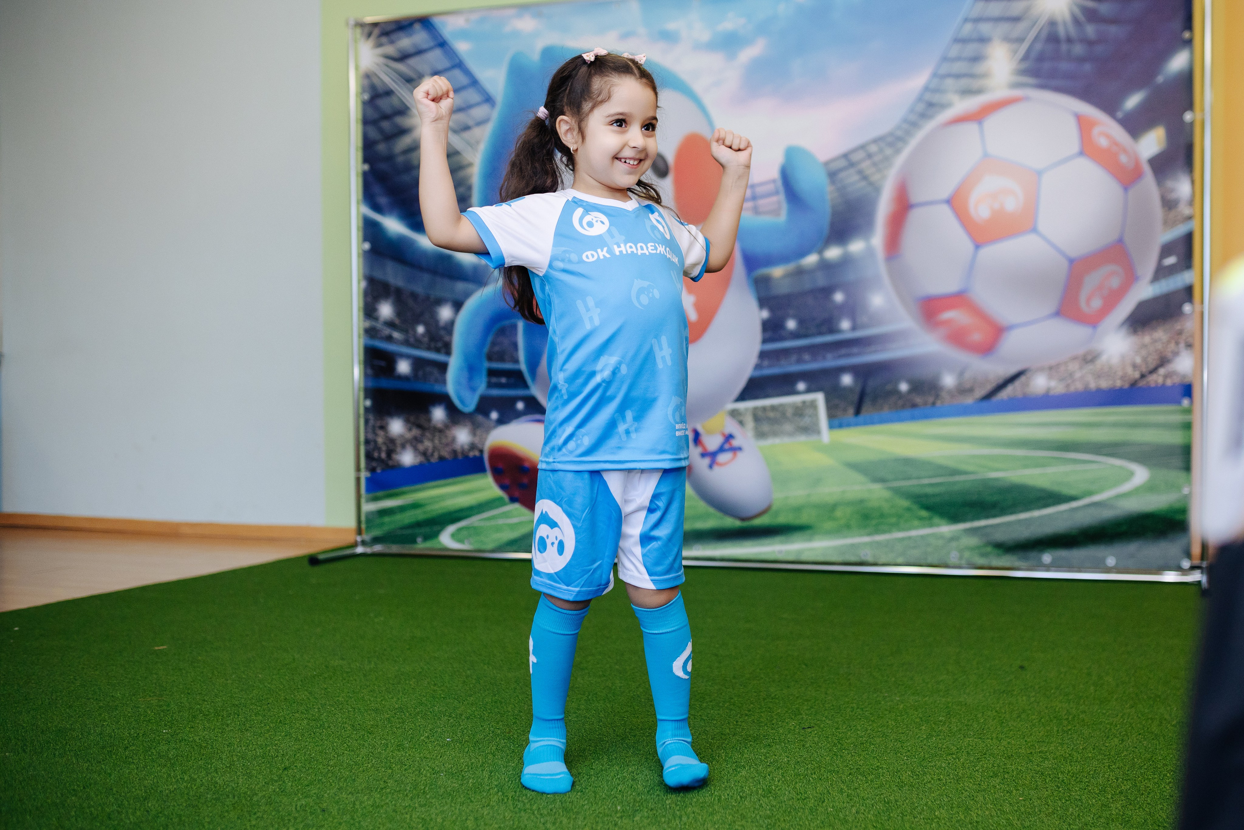 Фотосессия с кубком в детских садах г. Магнитогорска. Денис Прохоров Фотограф в г. Магнитогорск