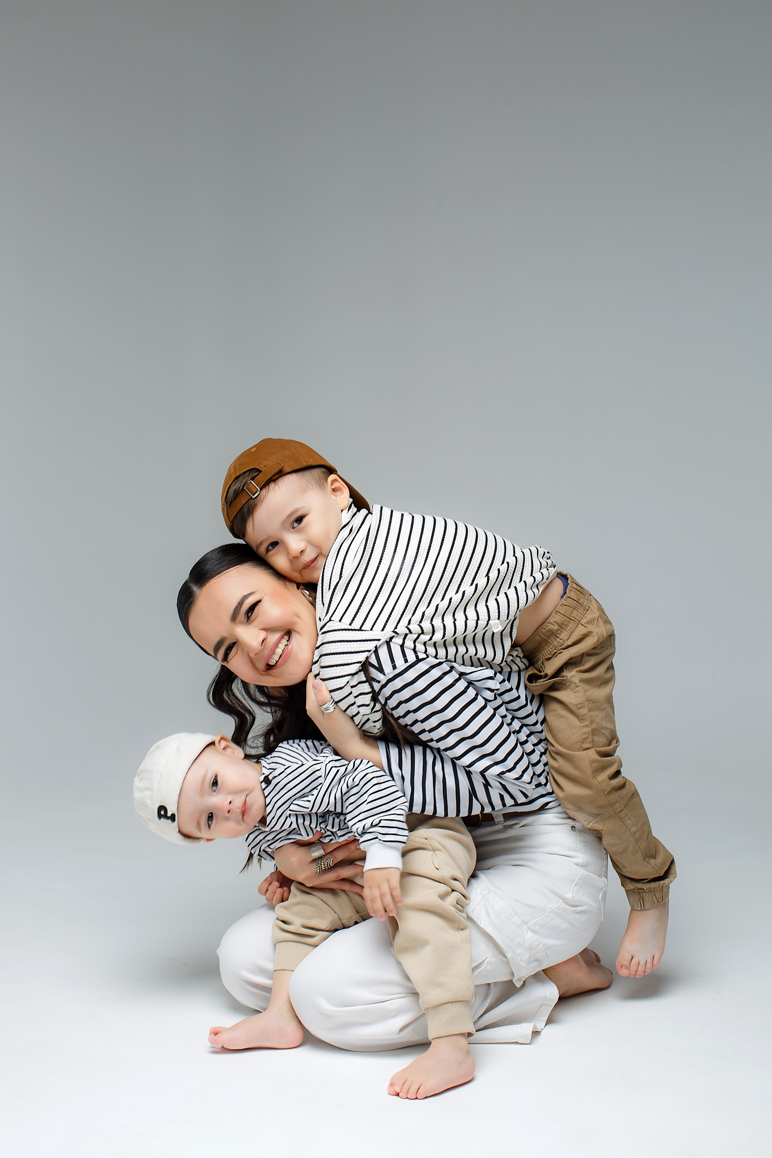 Дилара с сыновьями. Семейный и детский фотограф в Стерлитамаке Разина Рахмангулова