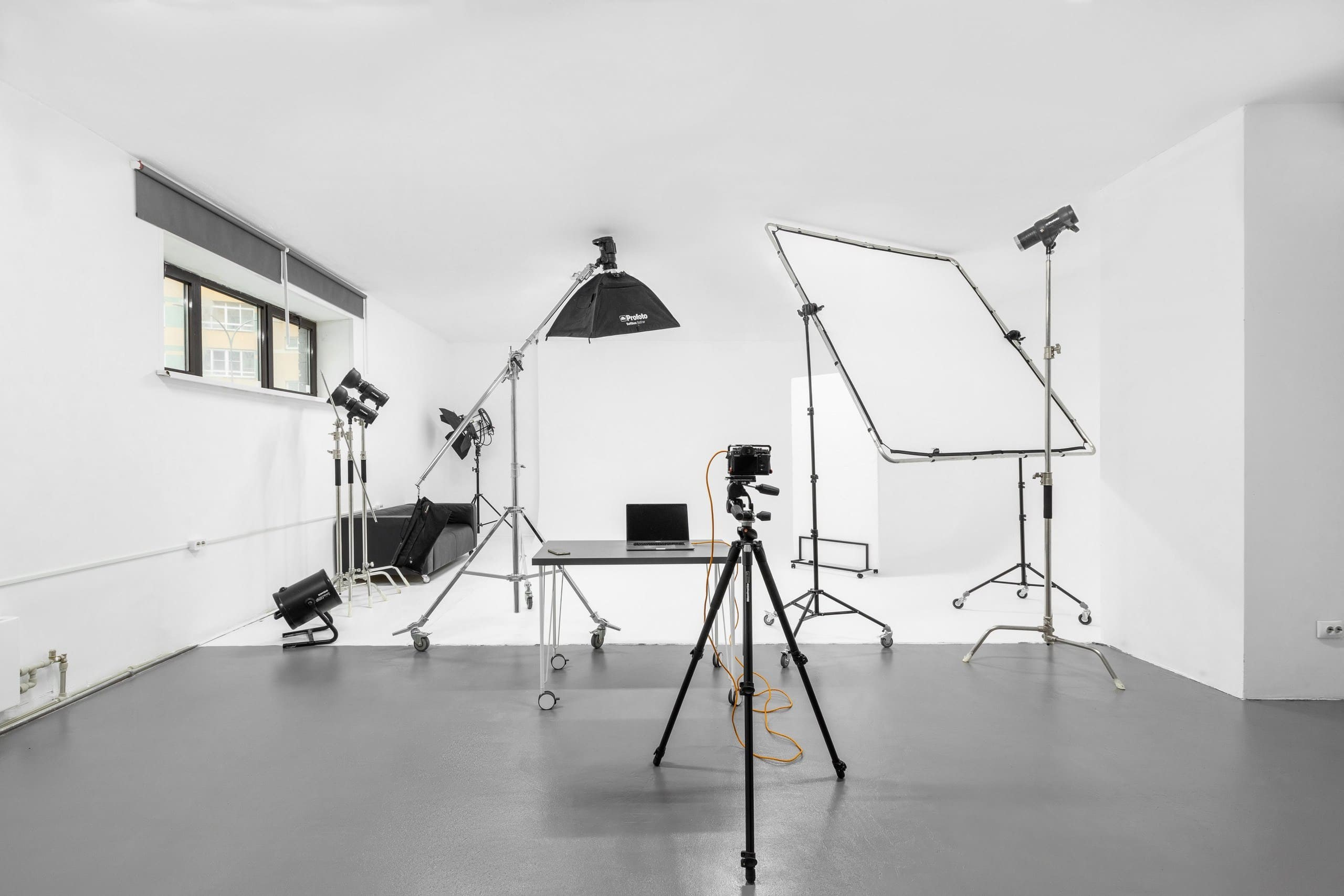 Предметная фото и видеосъемка, фиксированные цены и высокое качество.