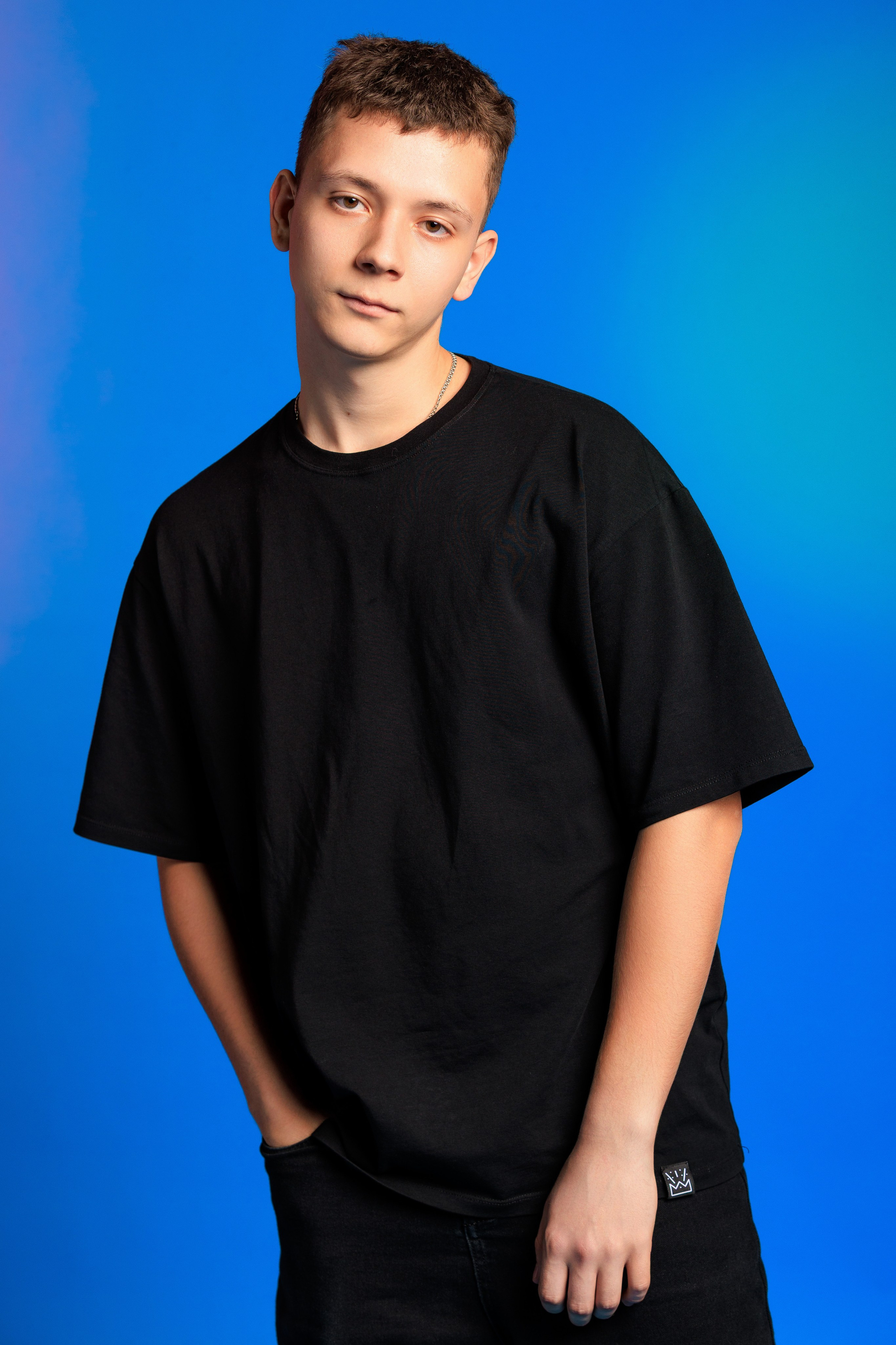 Смотреть фотки в фотостудии. Выпускные альбомы Геленджик, Новороссийск, Краснодар, Туапсе