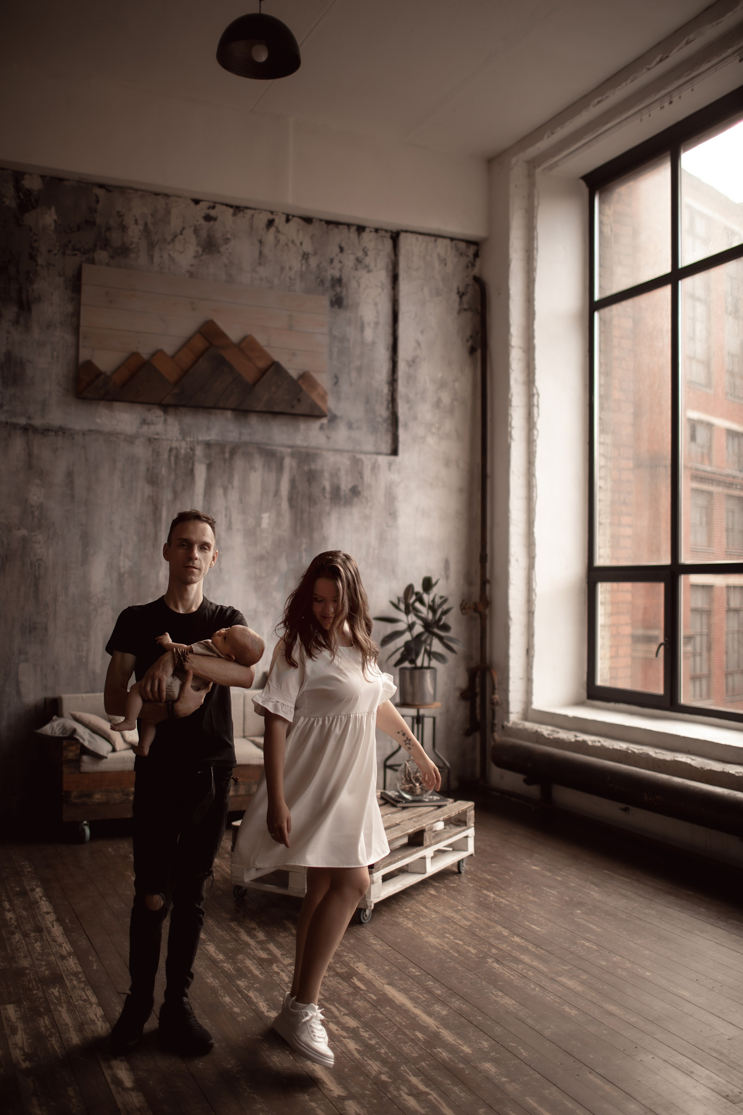 Валерия и Геннадий с крошкой. Семейный фотограф в Москве