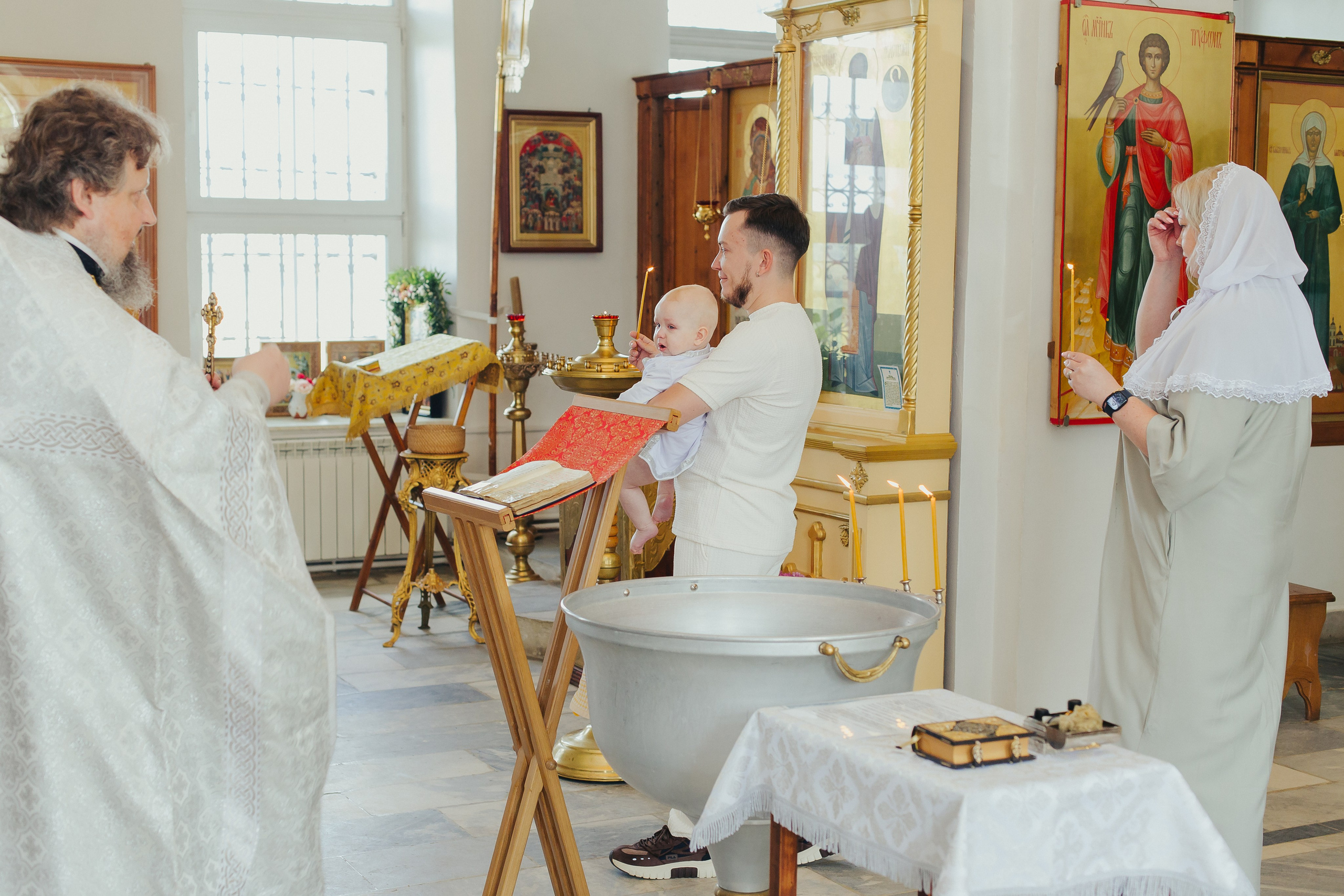 Фотосъемка Крещения в Сергиевом Посаде. Фотограф новорожденных и детский в Сергиевом Посаде Кругликова Юлия