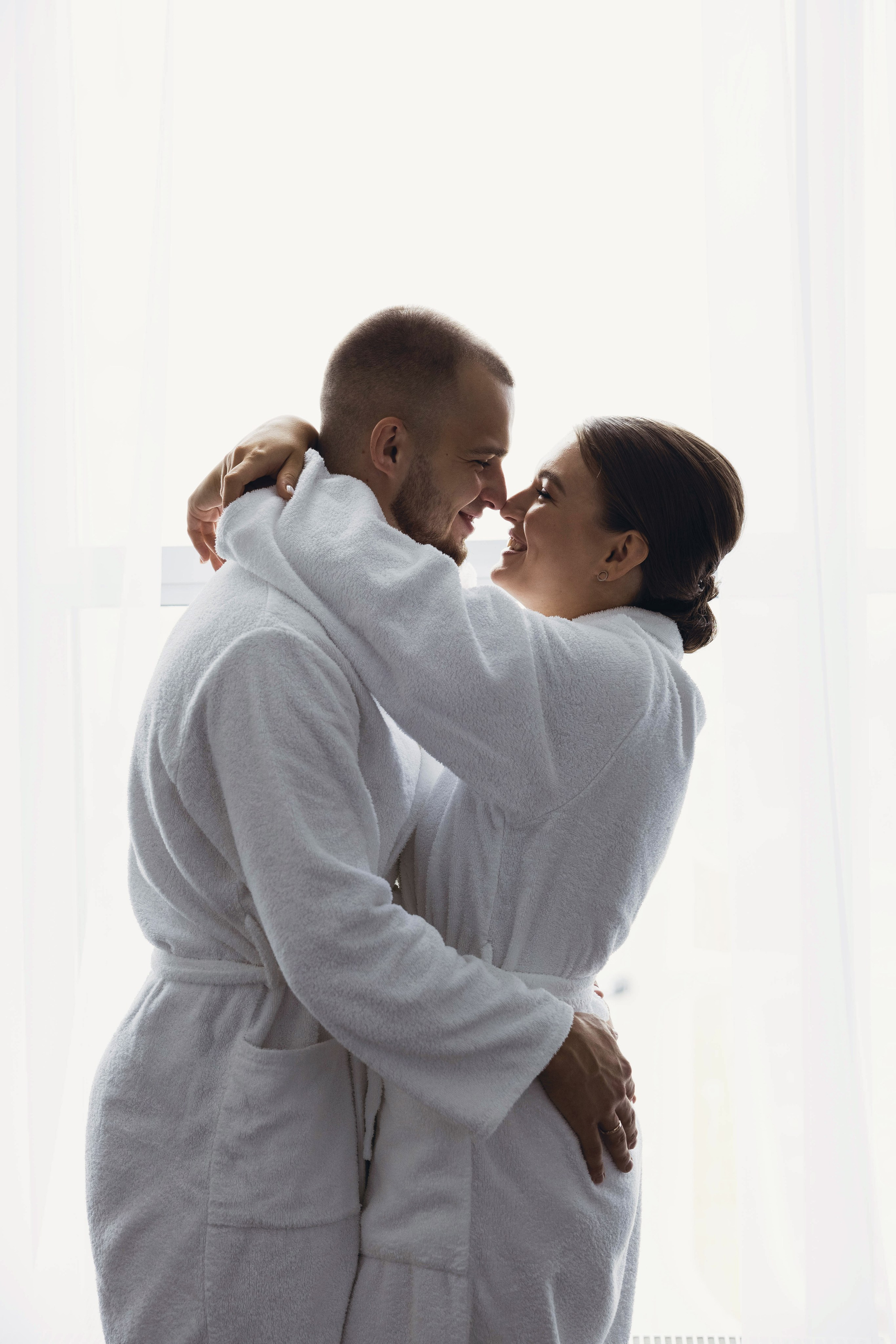 Никита и Ульяна (максимальный — Винотека). Свадебный и семейный фотограф в городе Сургуте Стерликова Светлана