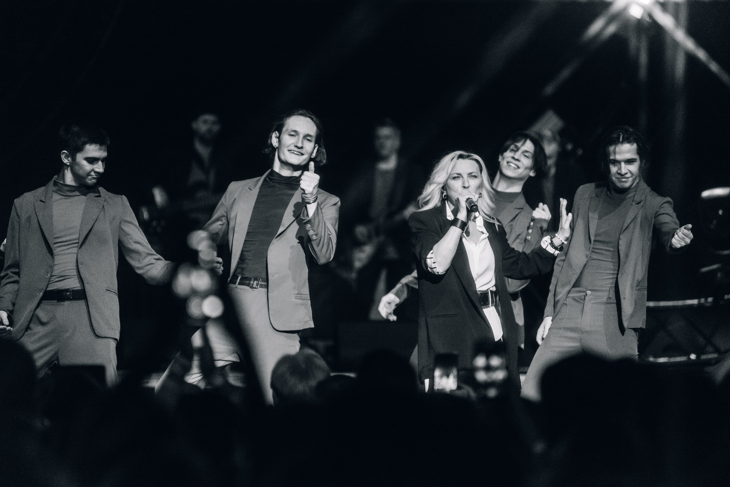 Дискотека 80-90-2000х — «Имена на все времена», Крокус Сити Холл. Бренд-фотограф для экспертов и блогеров в Москве Влада Горбовская