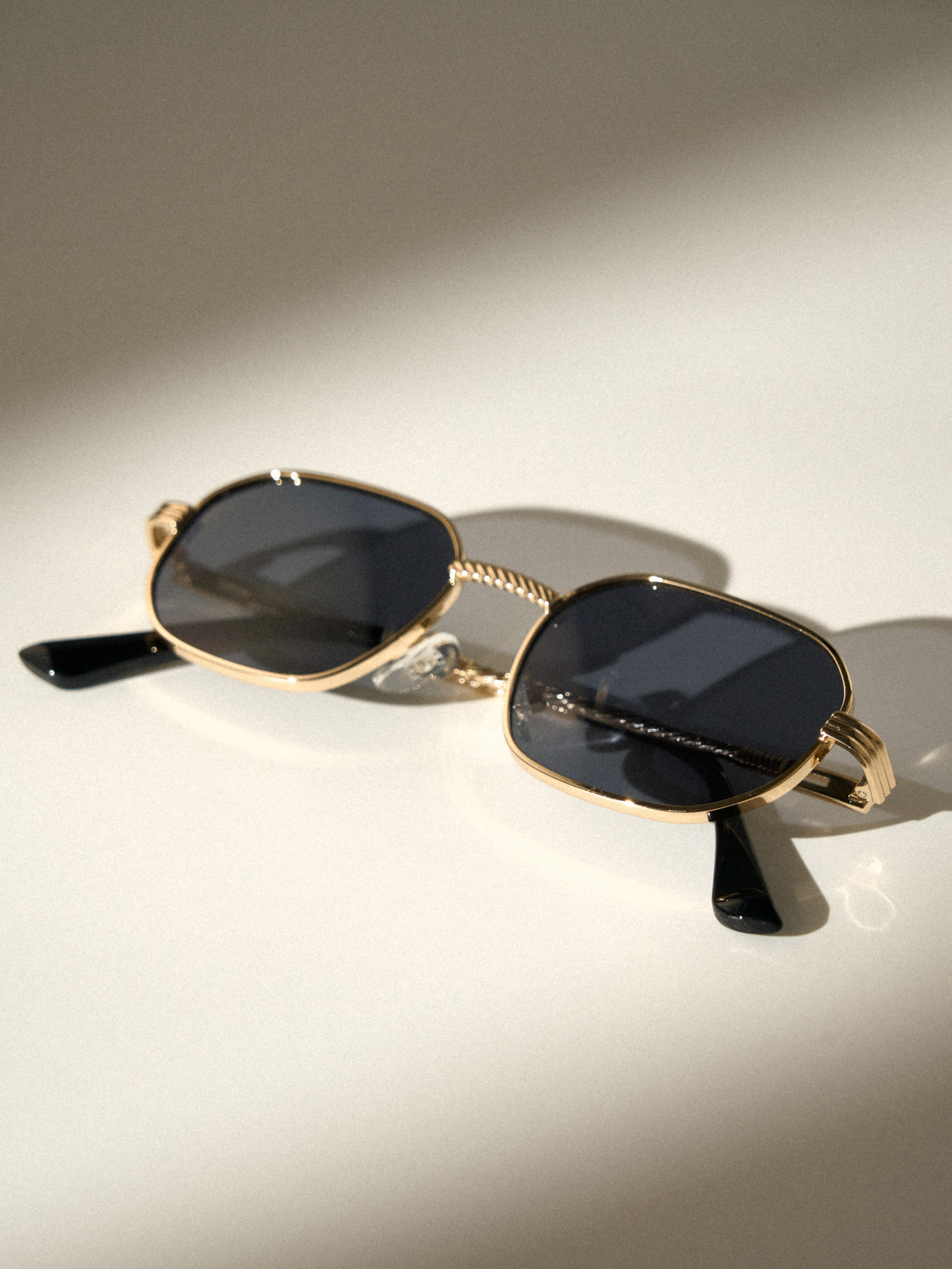 YAVIQUE. Кирилл Гольцберг | фотограф для брендов одежды и бизнеса